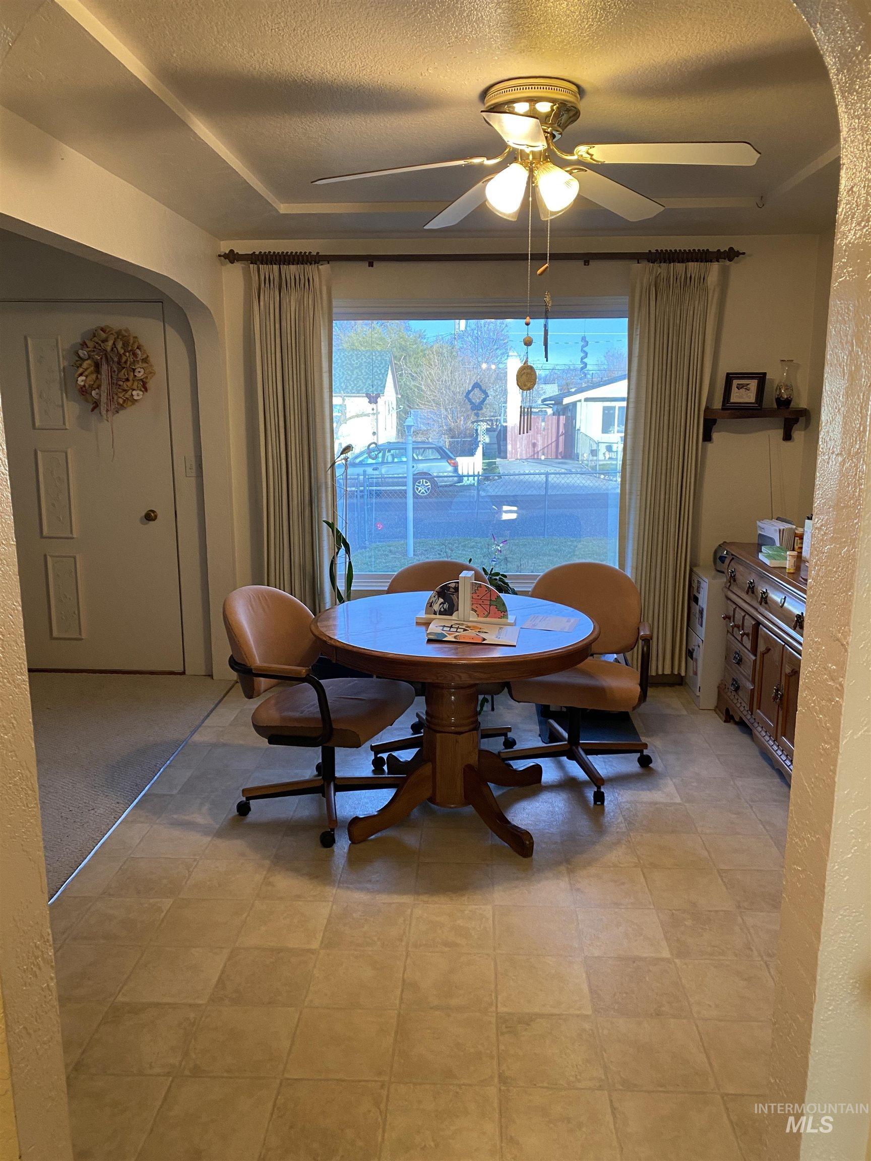 1114 University St Property Photo 14