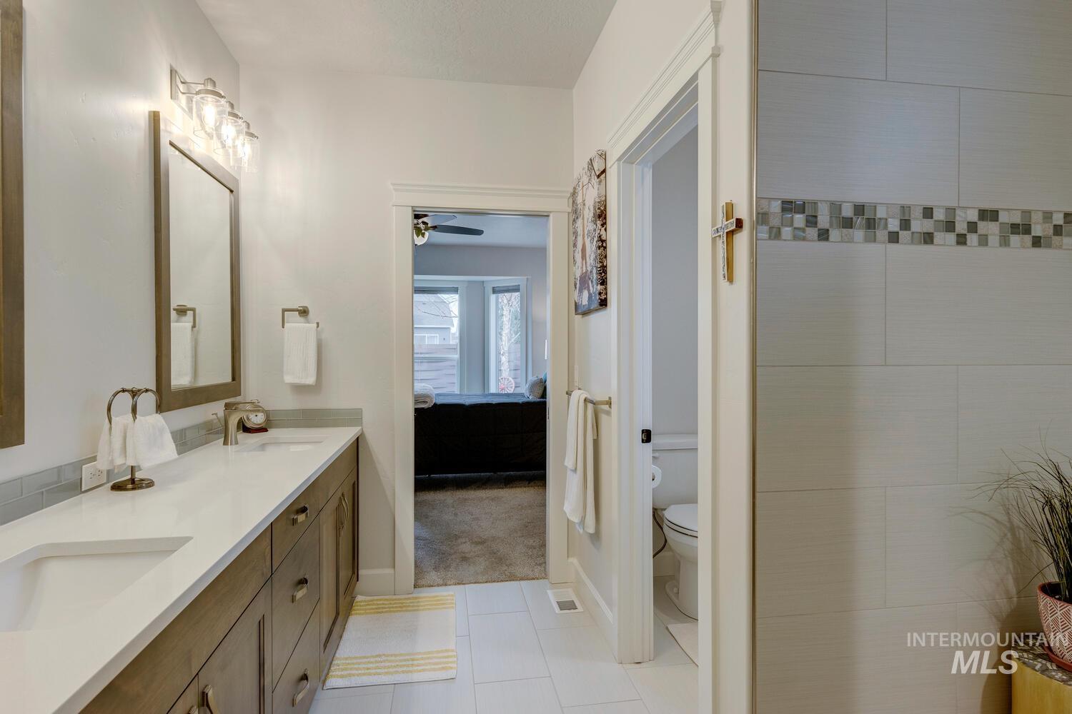 7007 N Exeter Pl Property Photo 28