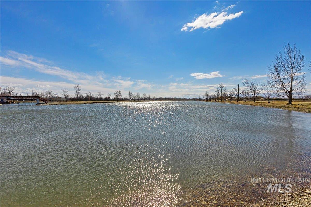 21600 Look Ln Property Photo 9