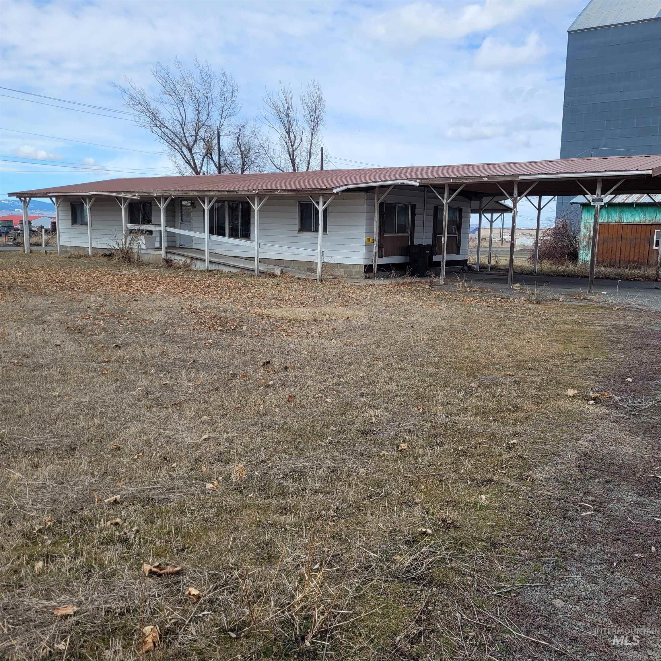 1108 Hill Street Property Photo