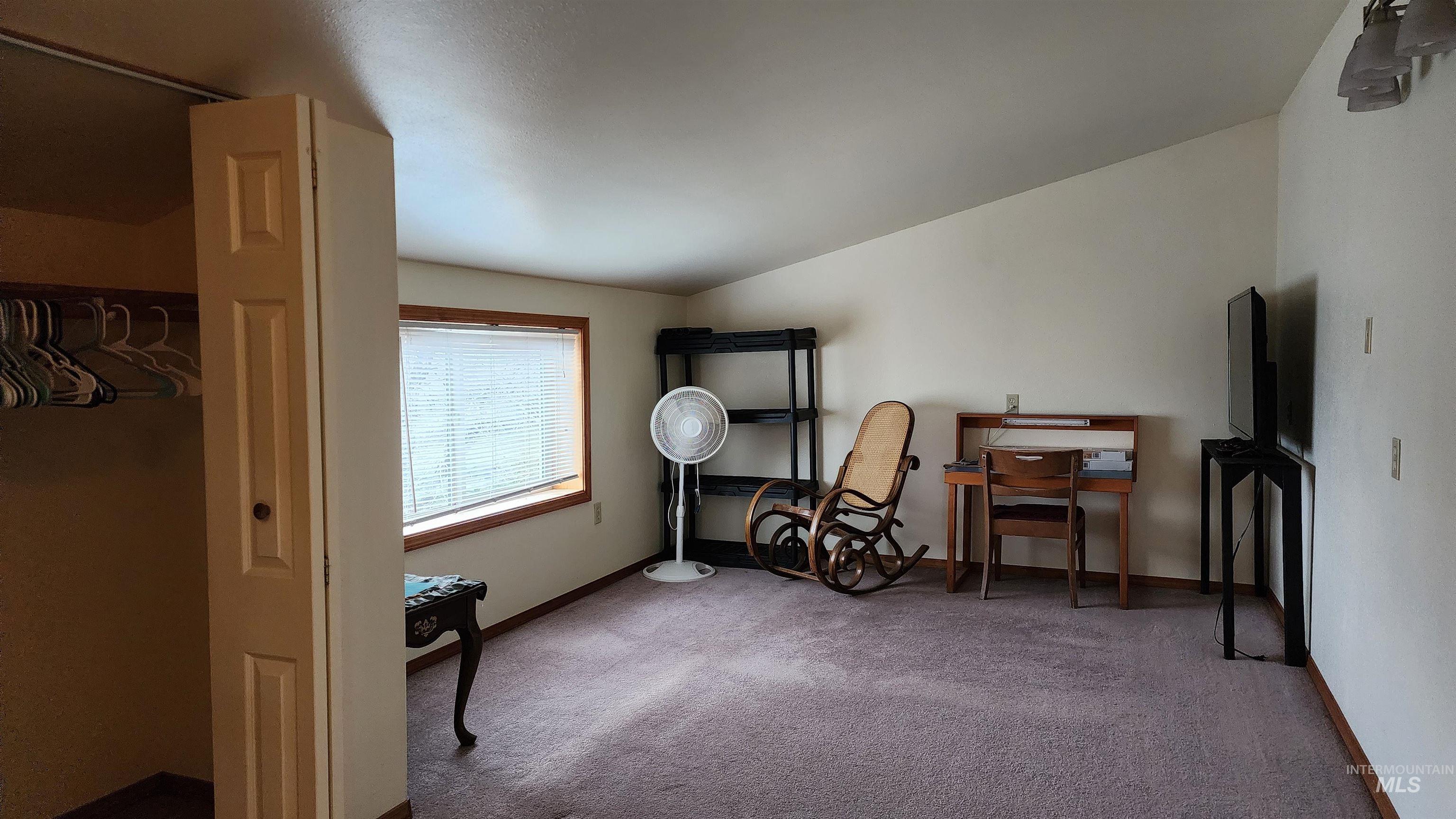 802 Evans Rd Property Photo 16