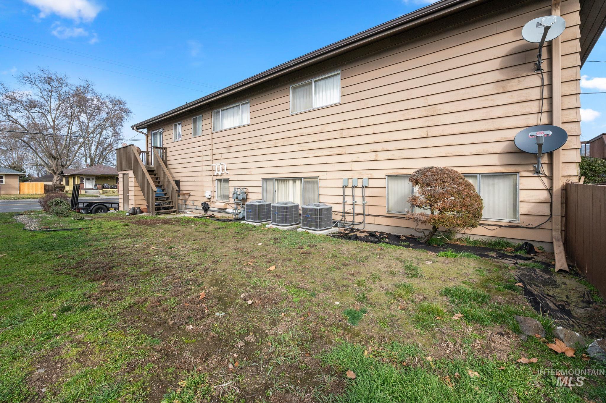 1019 8th Street Property Photo 3