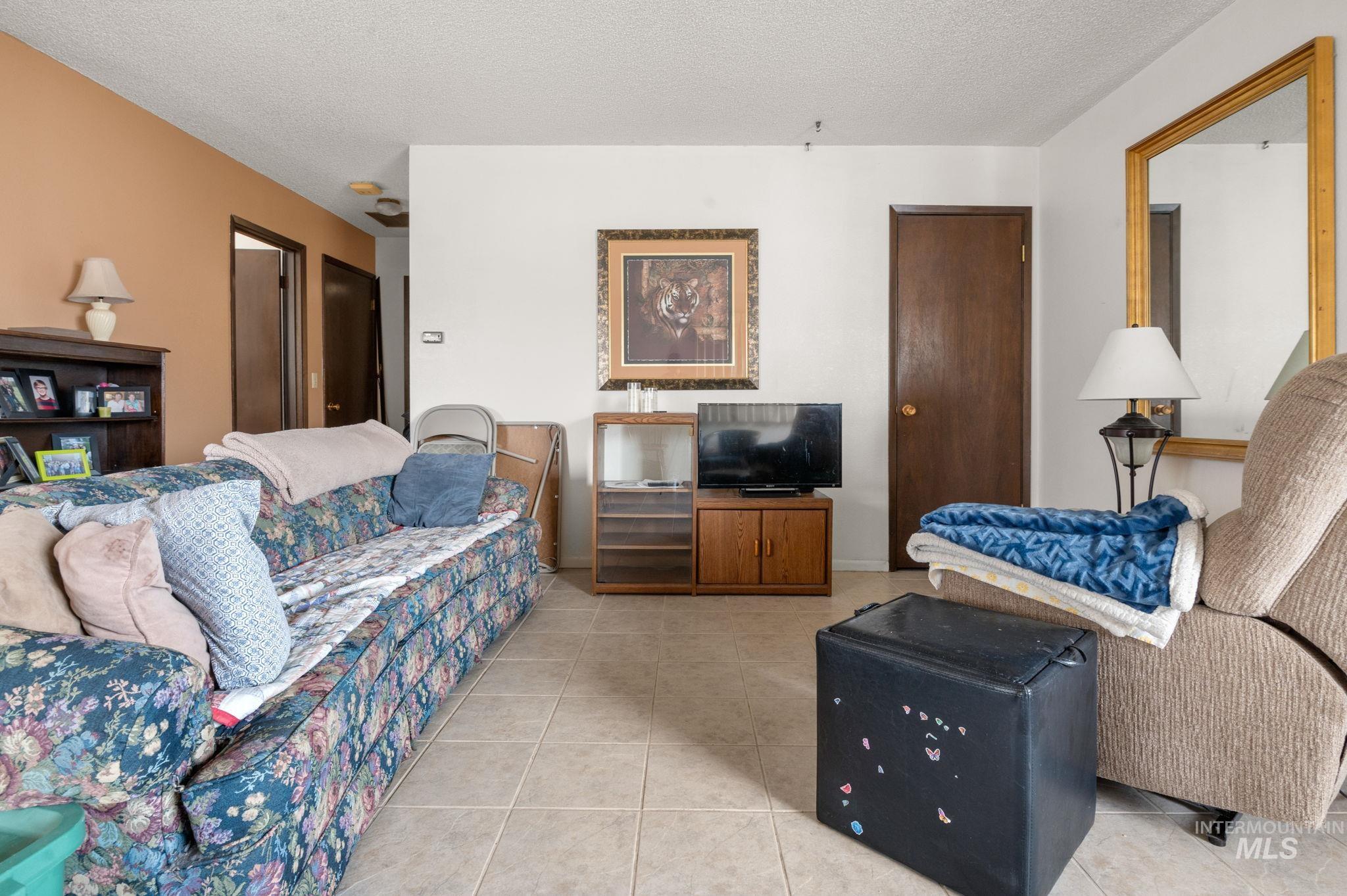 1019 8th Street Property Photo 13