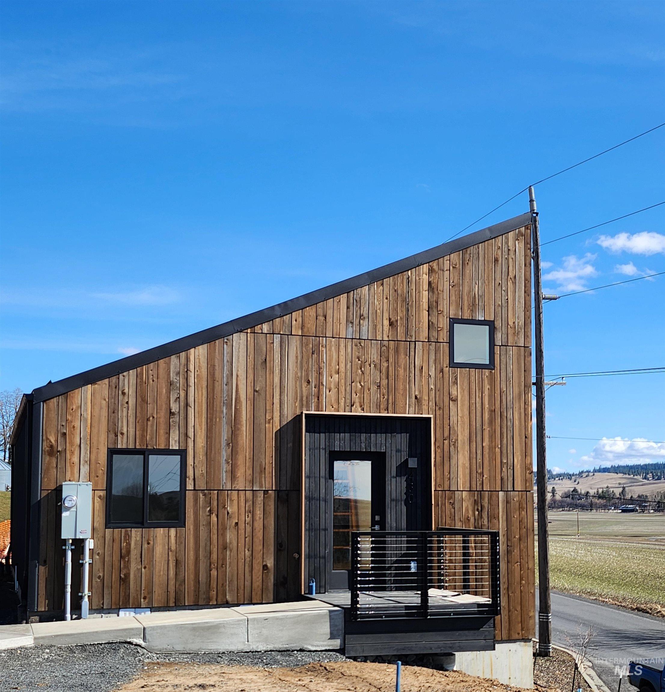 430 E Palouse River Dr. Property Photo