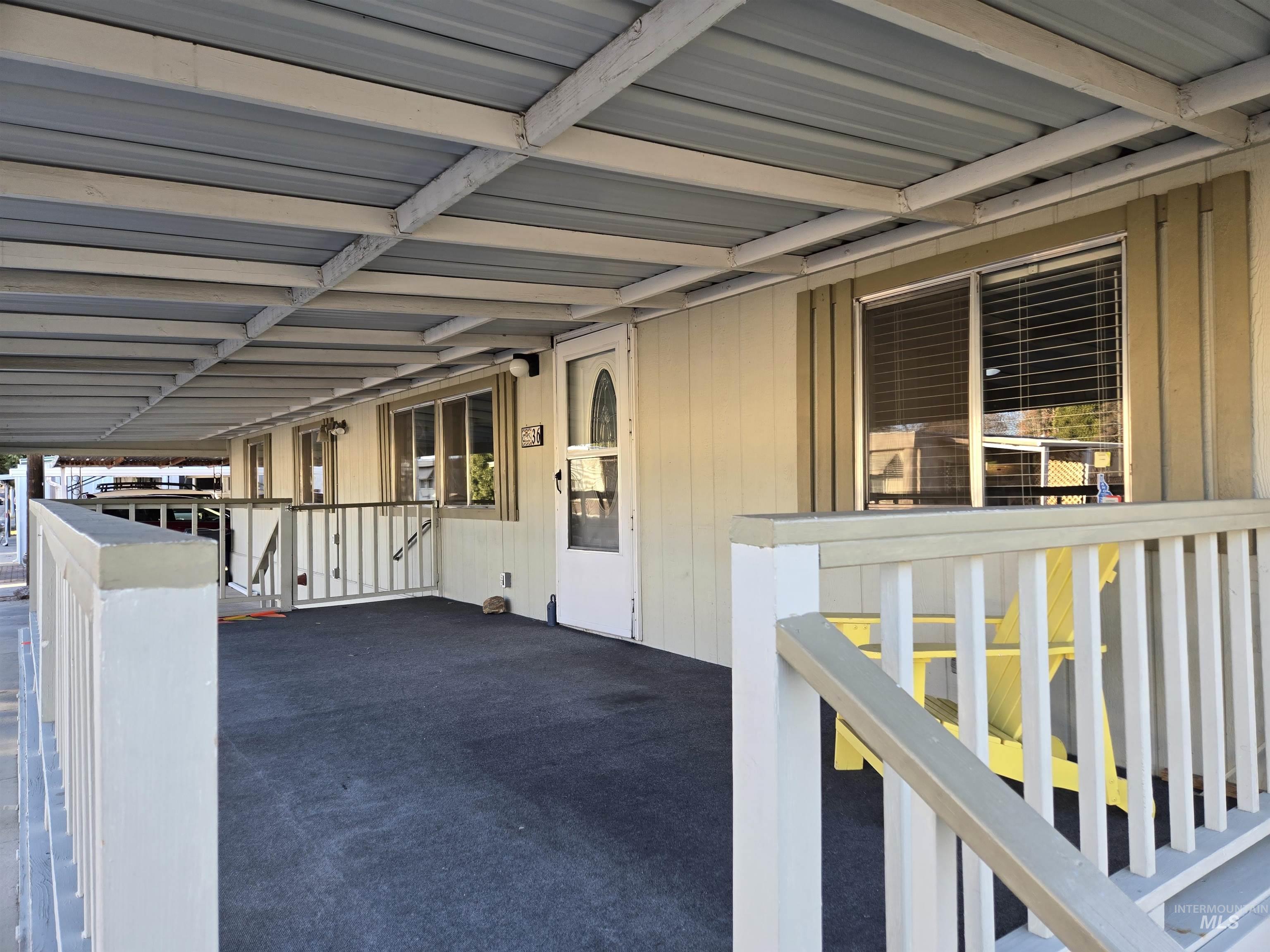 1715 W Flamingo Property Photo