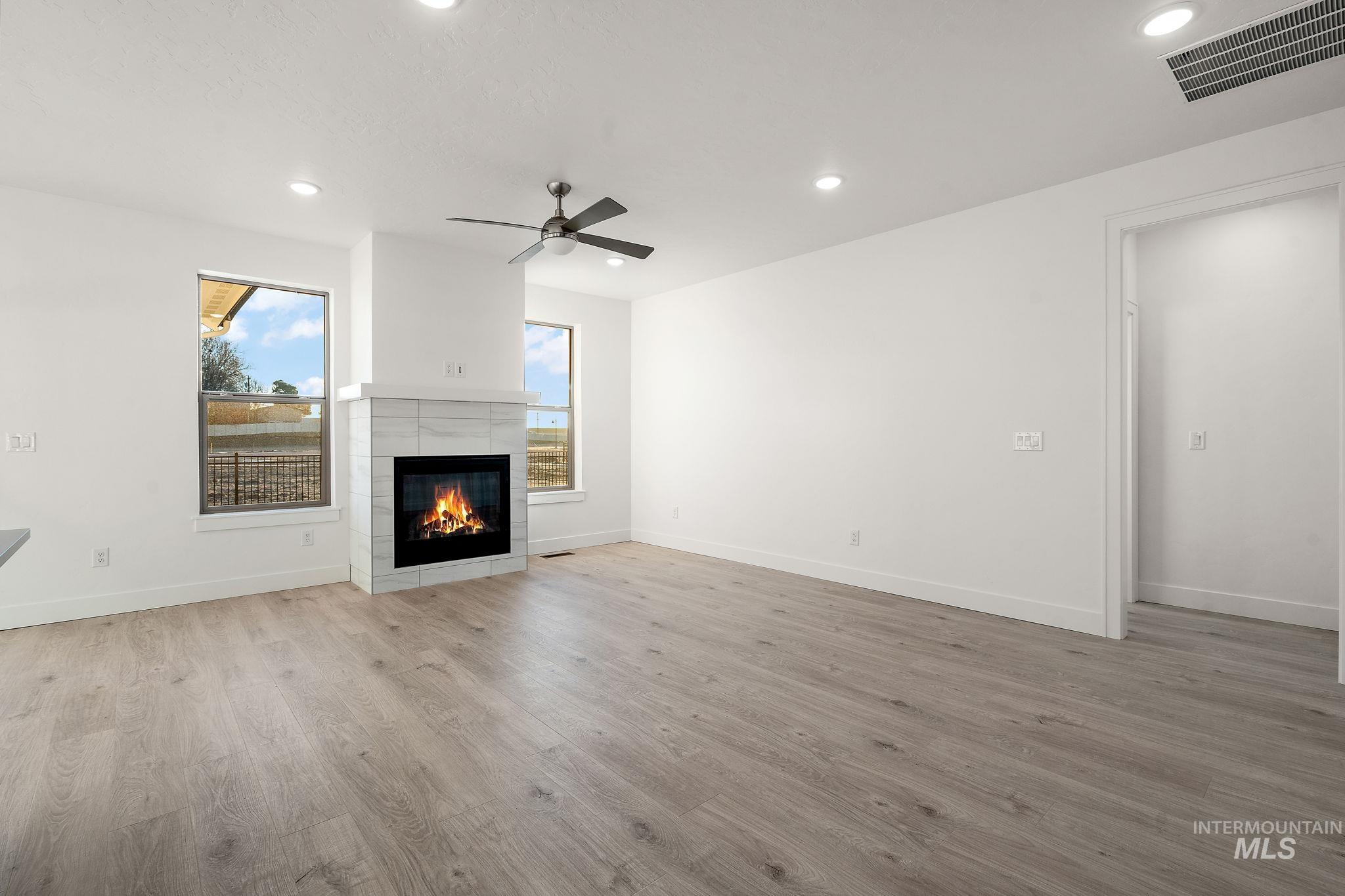1792 N Black Elm Ln Property Photo 16