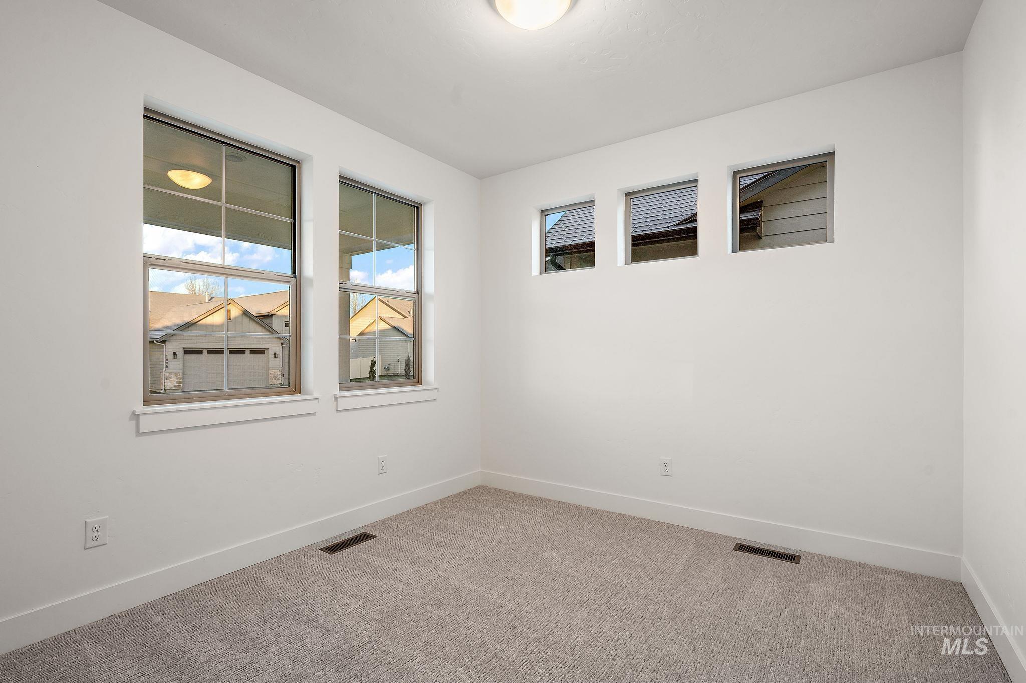 1792 N Black Elm Ln Property Photo 25