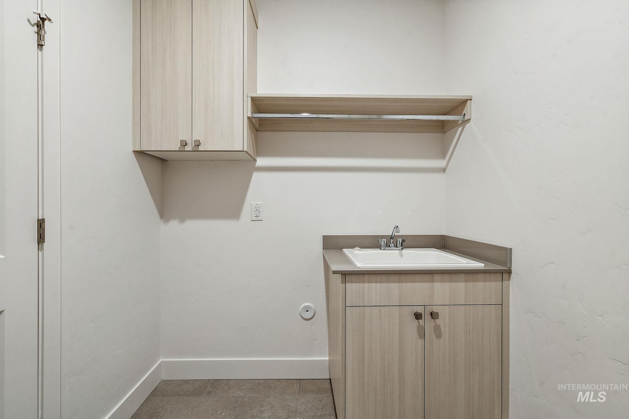 1792 N Black Elm Ln Property Photo 33