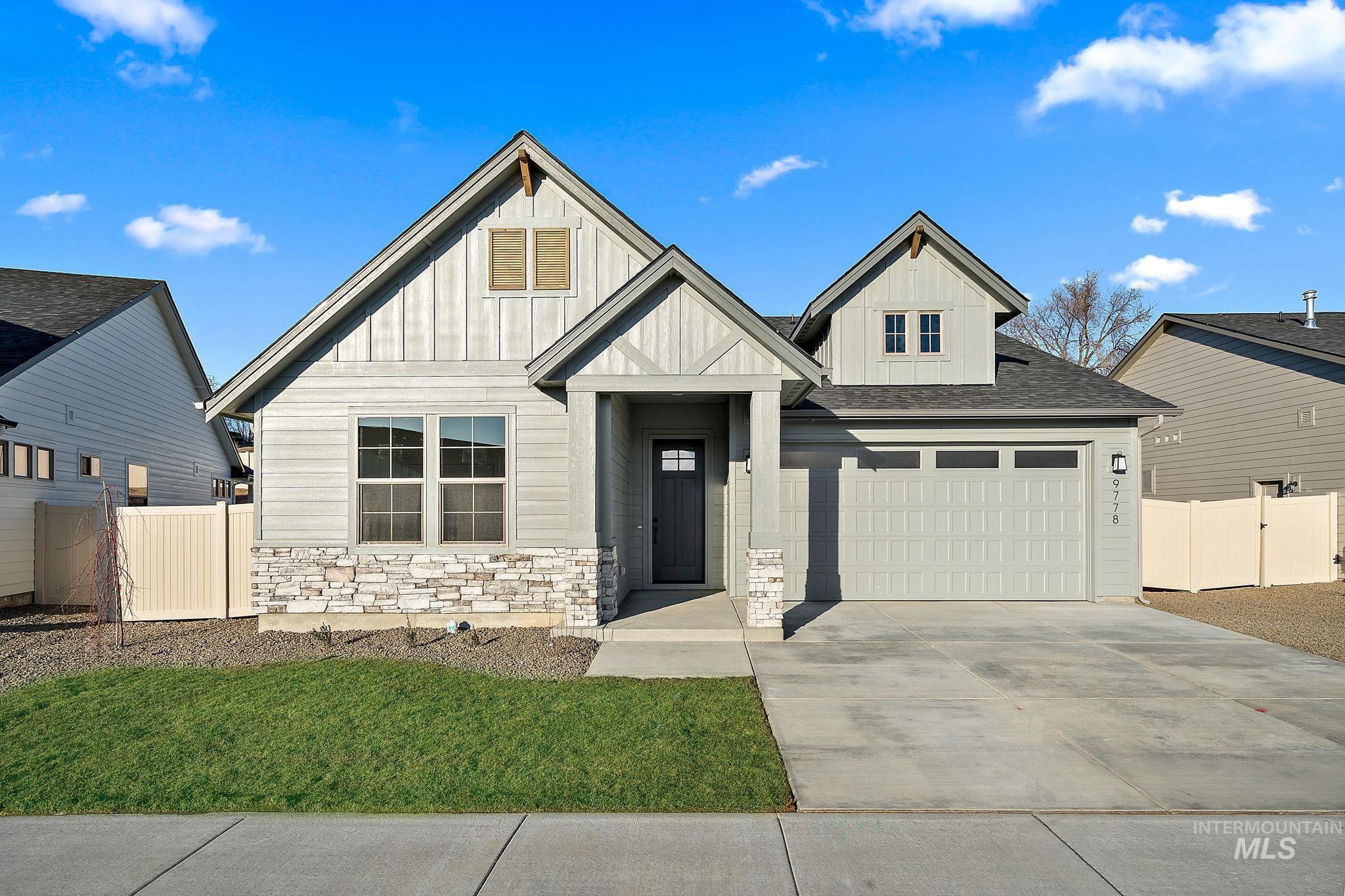 9778 W Virginia City Ln Property Photo 1