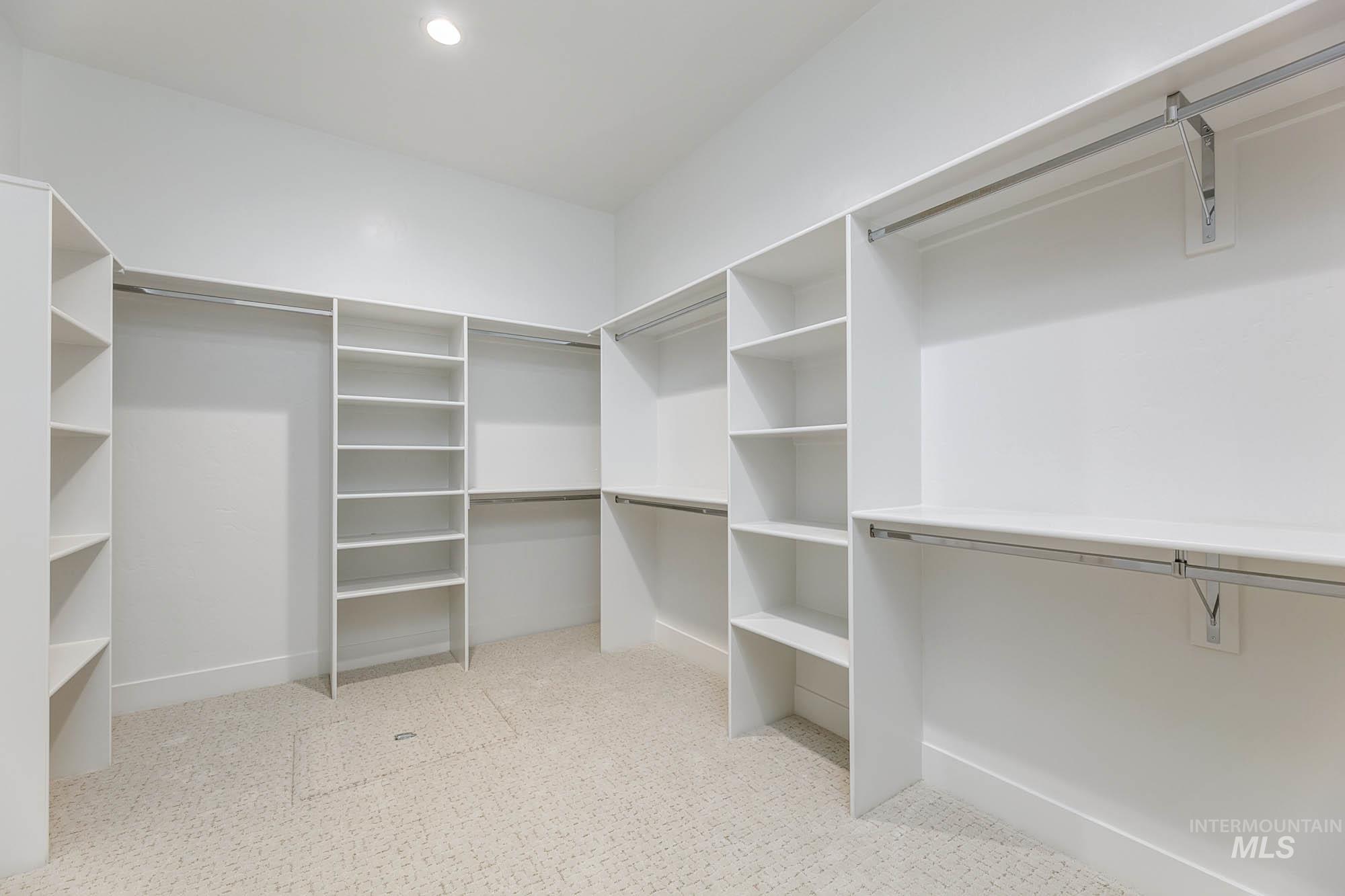 5476 W Polecat Dr. Property Photo 18