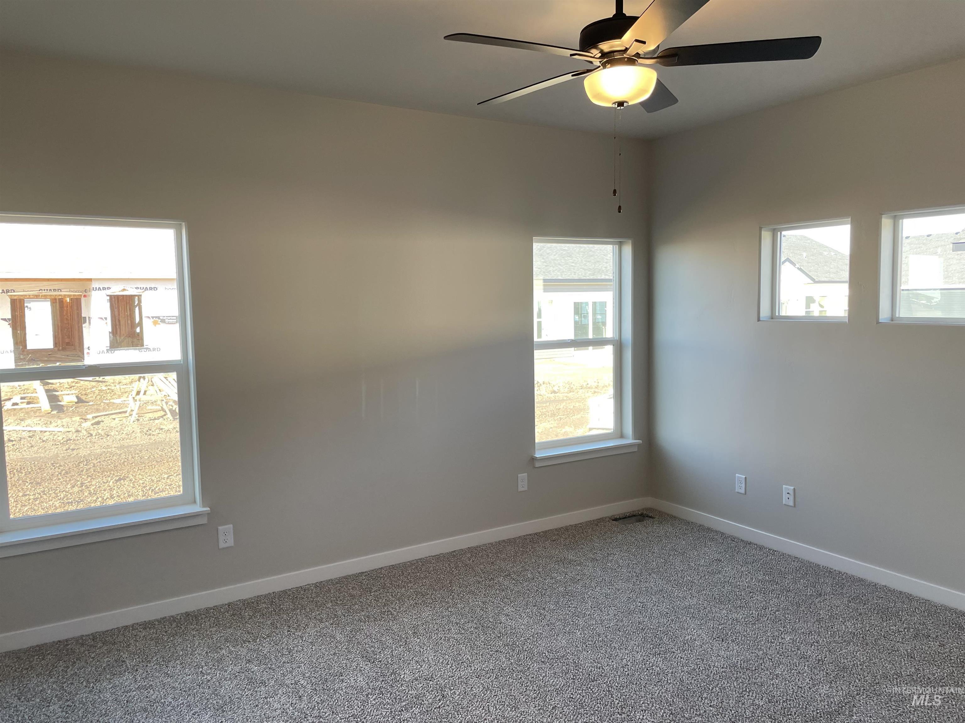 1284 Sunnybrook Ave Property Photo 10