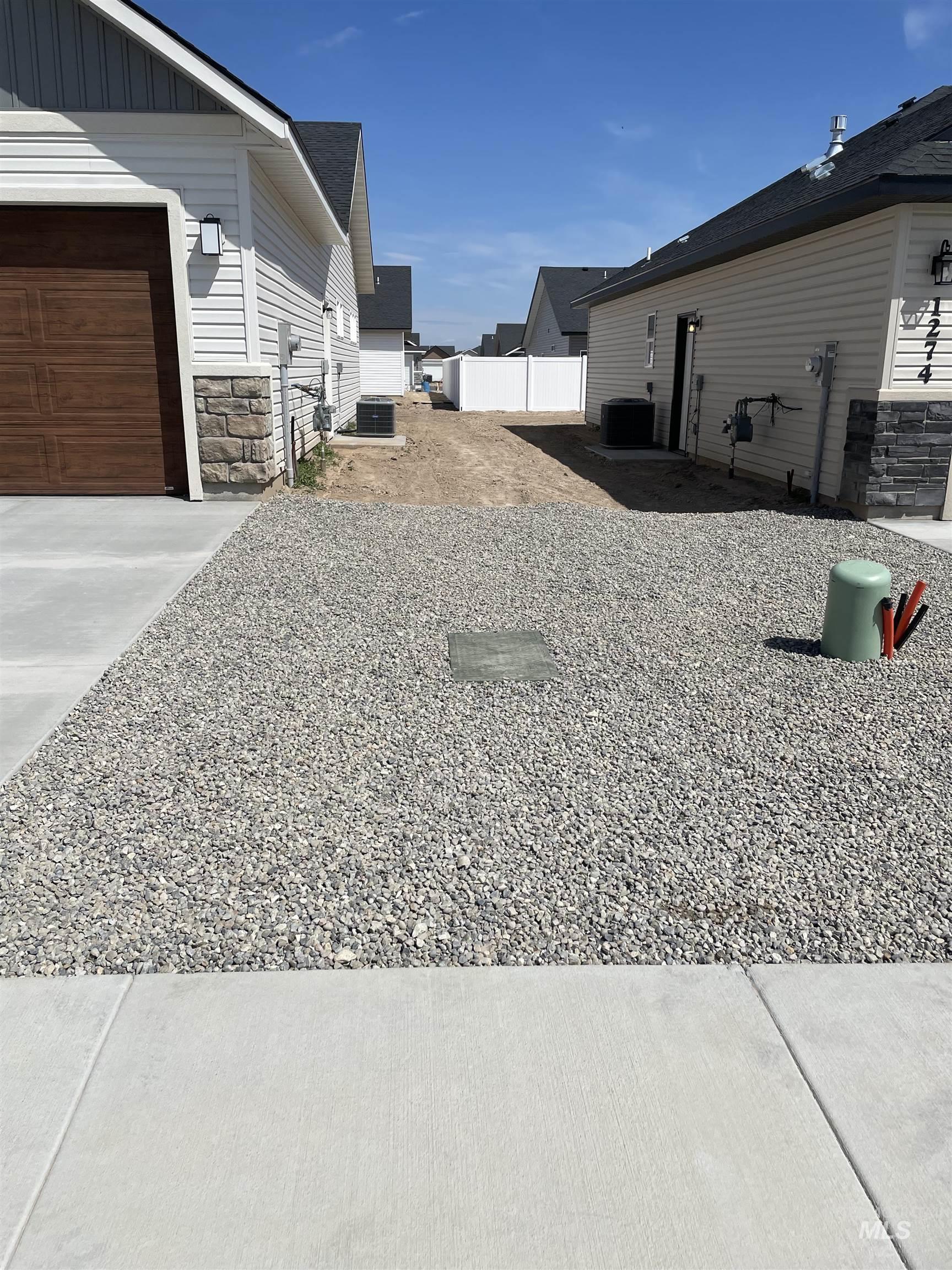 1284 Sunnybrook Ave Property Photo 14