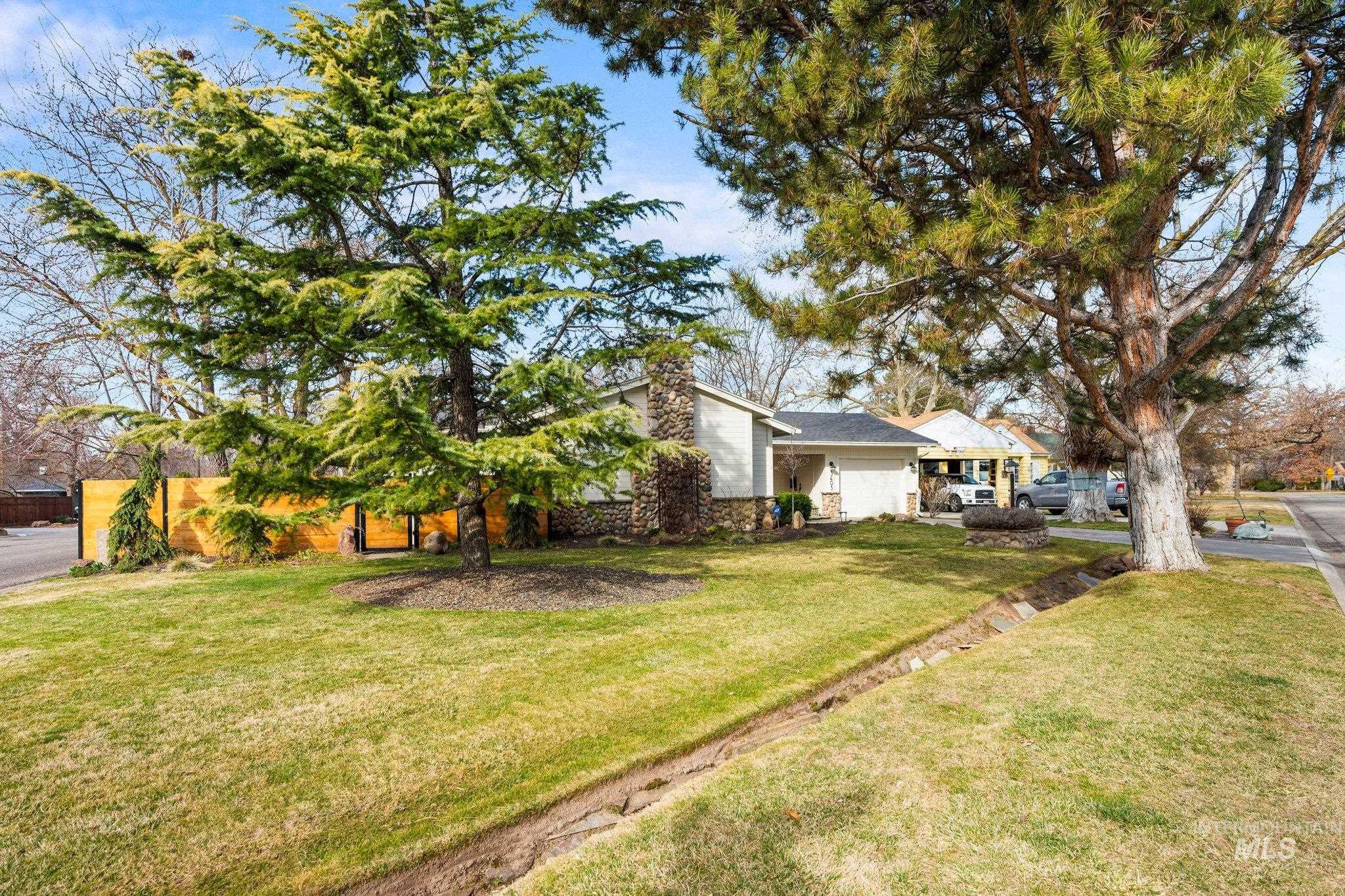 3403 W Meadow Dr Property Photo 30