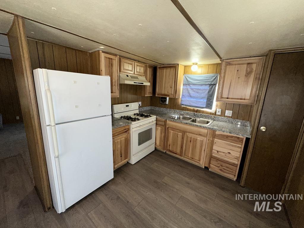760 W Alameda Road Property Photo 8