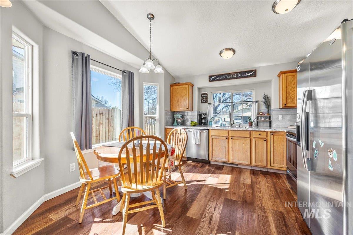 3208 Ivy Ct. Property Photo 10