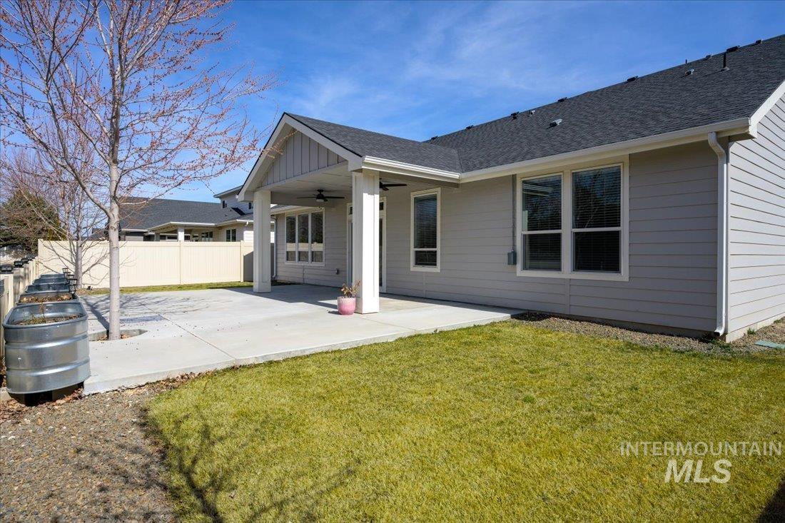 3345 N Sirocco Avenue Property Photo 10