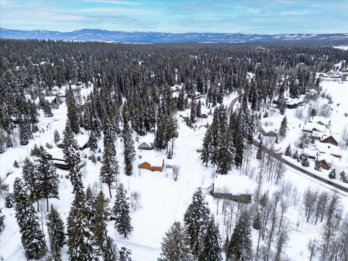 1340 Aspen Ridge Lane Property Photo 4