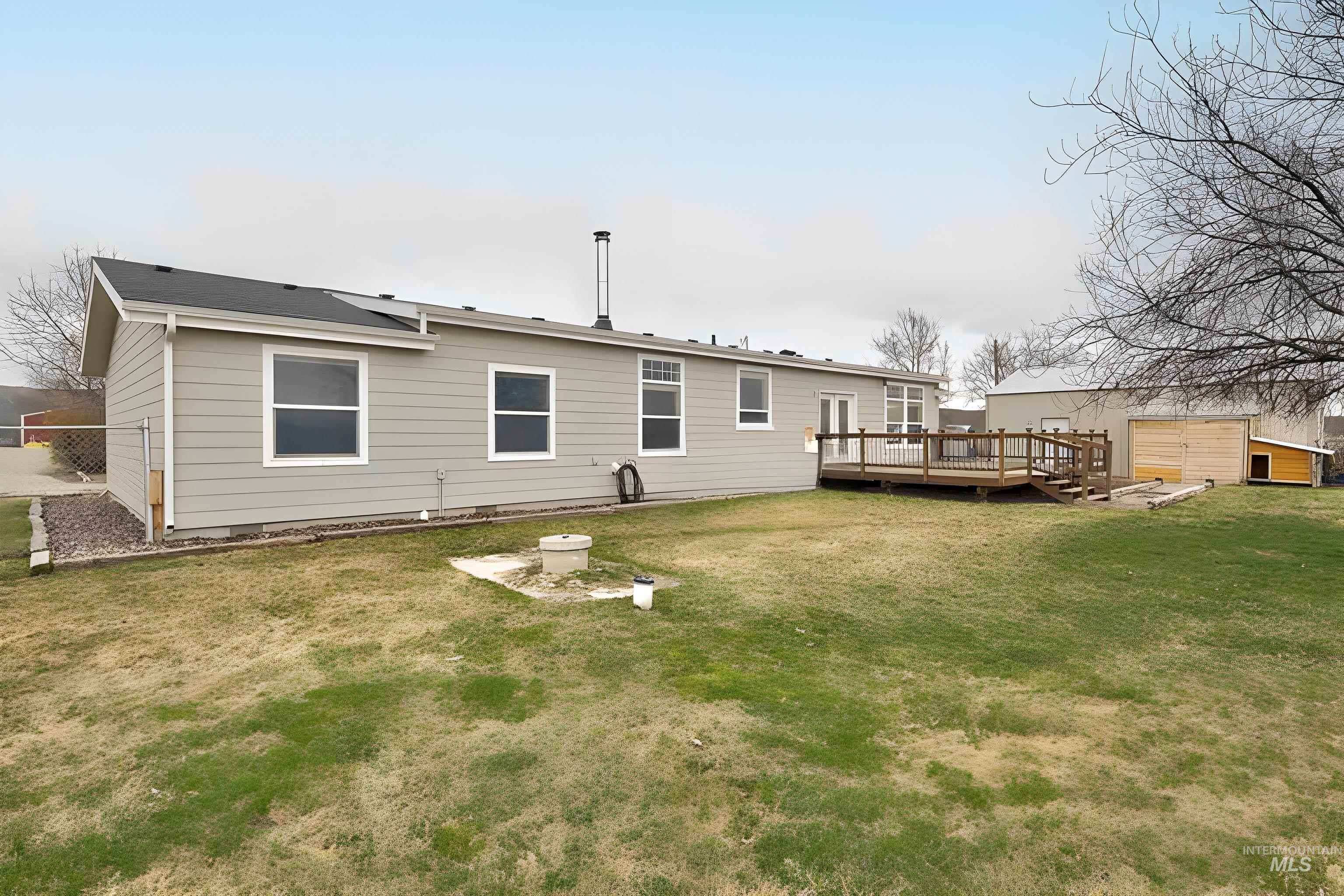 2422 W. Sales Yard Property Photo 43