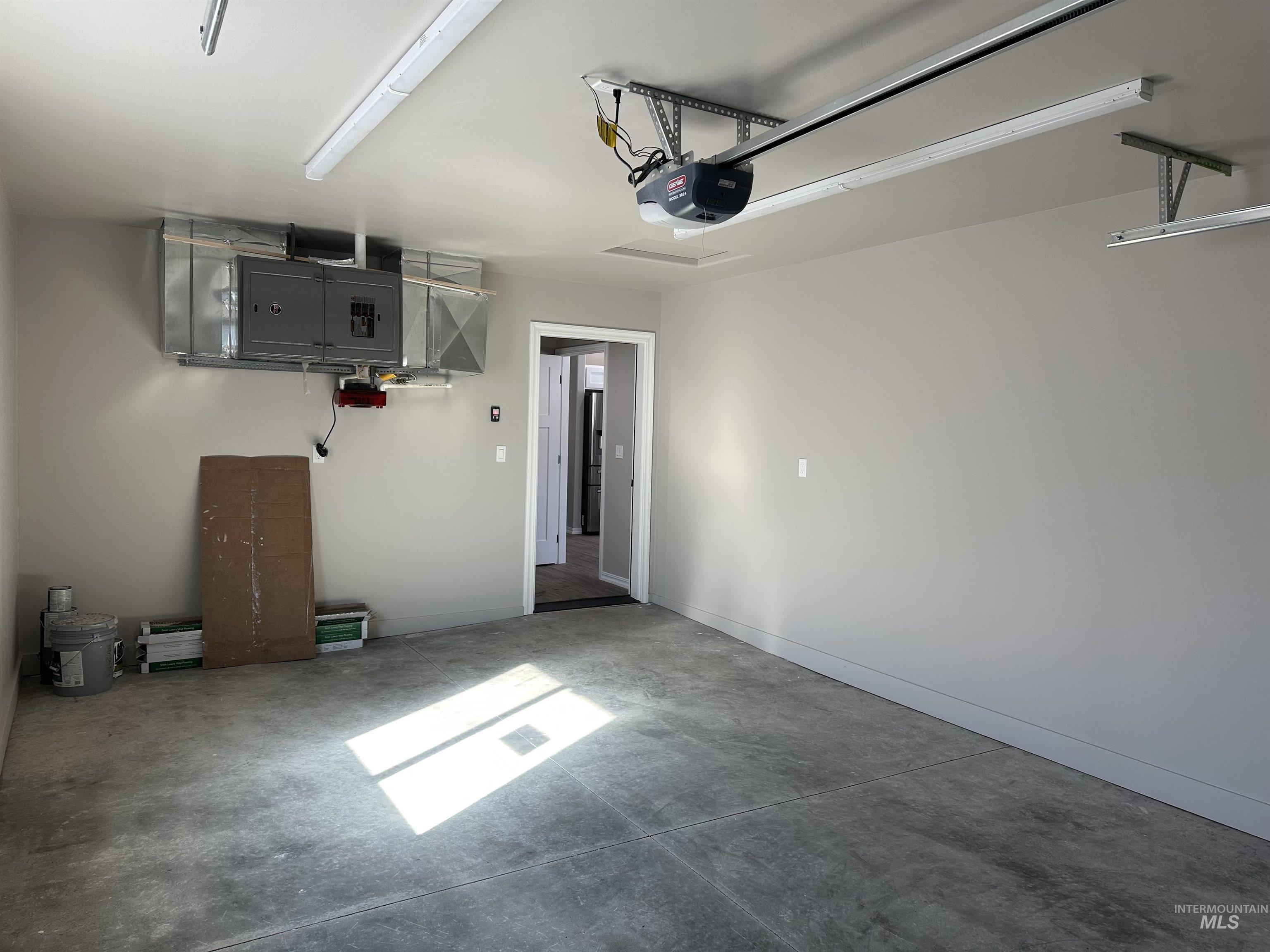 103 N East Street Property Photo 10