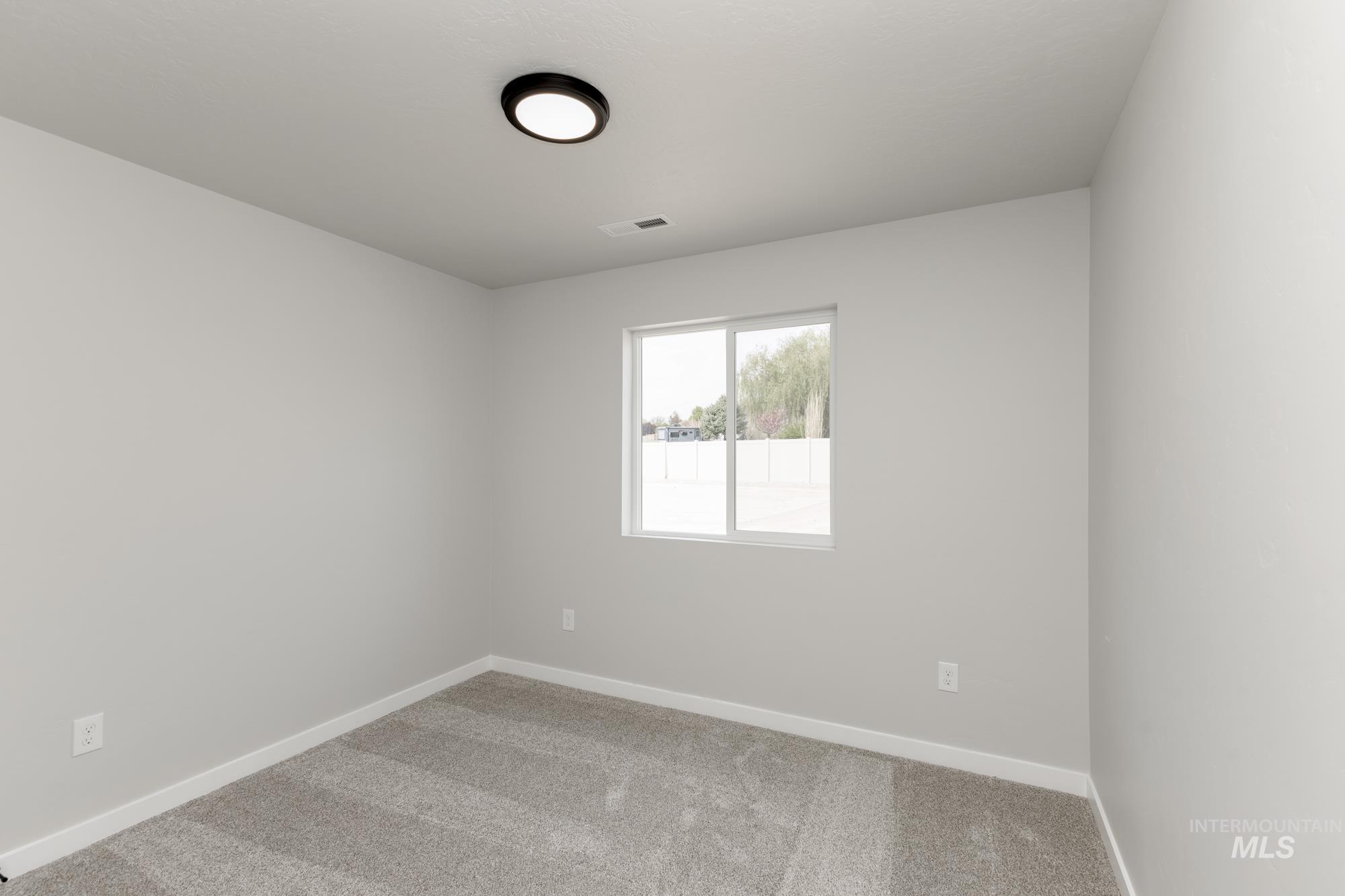 818 E Perjue Basin Dr Property Photo 13
