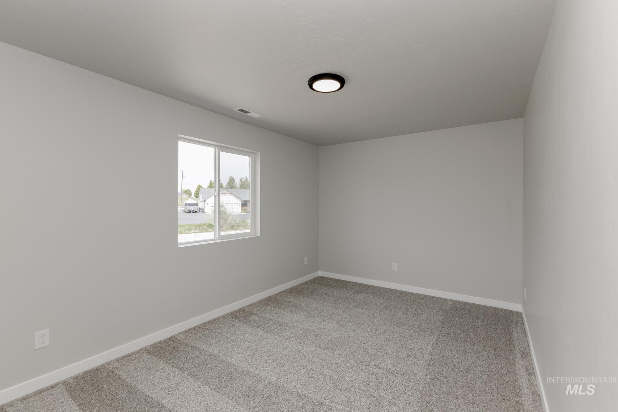 818 E Perjue Basin Dr Property Photo 18