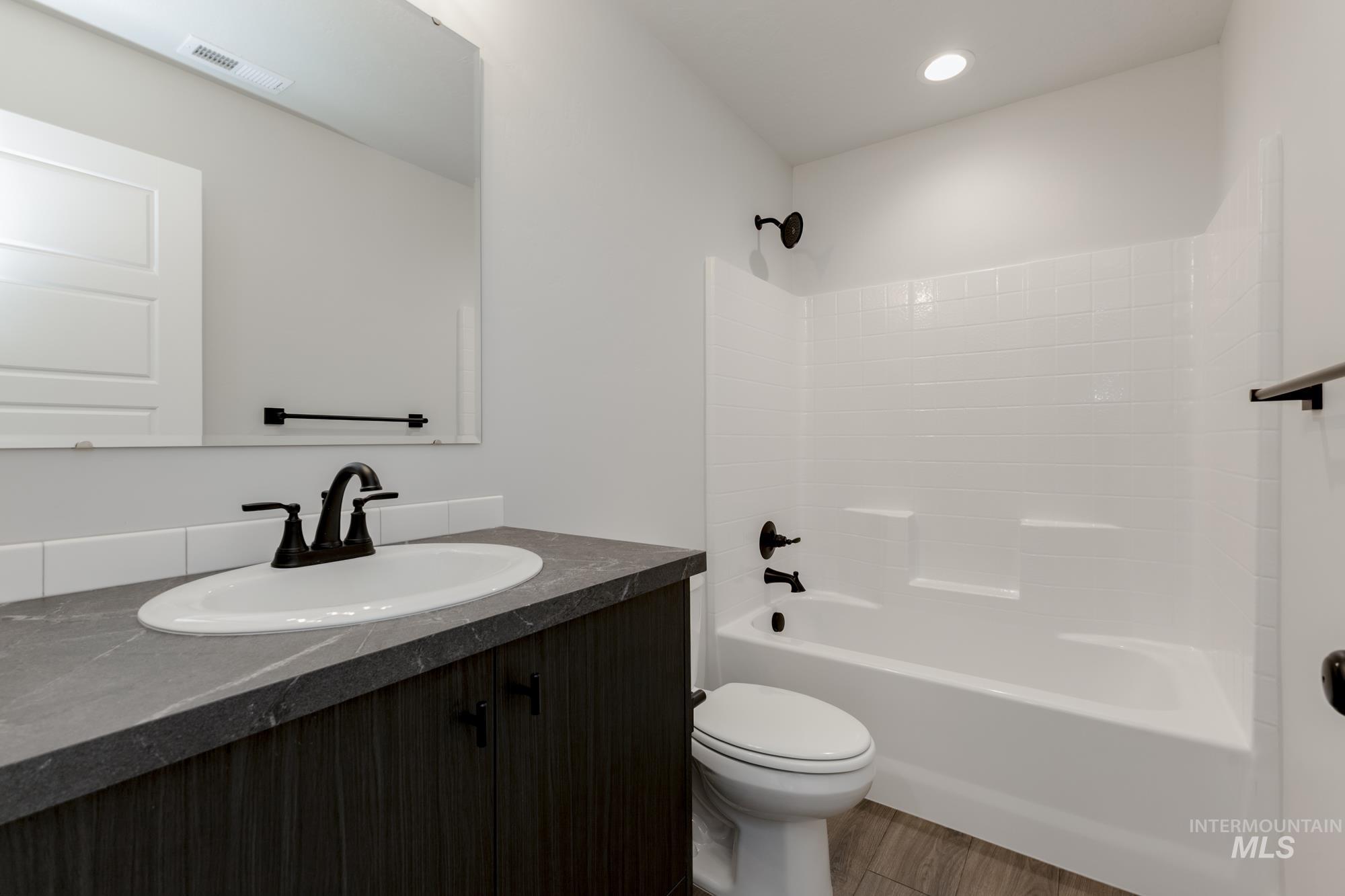 818 E Perjue Basin Dr Property Photo 21