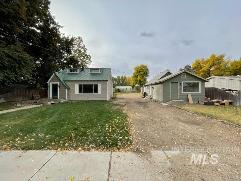 277 S East Blvd Property Photo