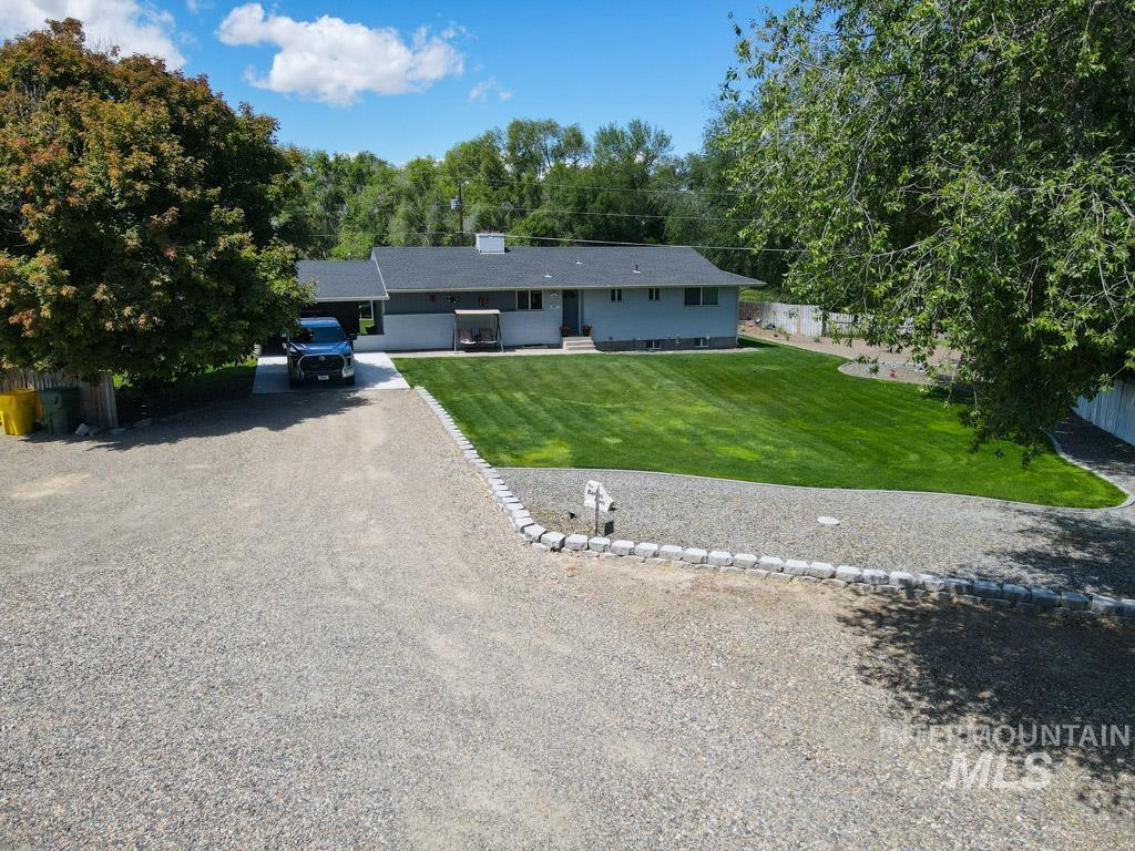 1029 Lucky Lane Property Photo 1
