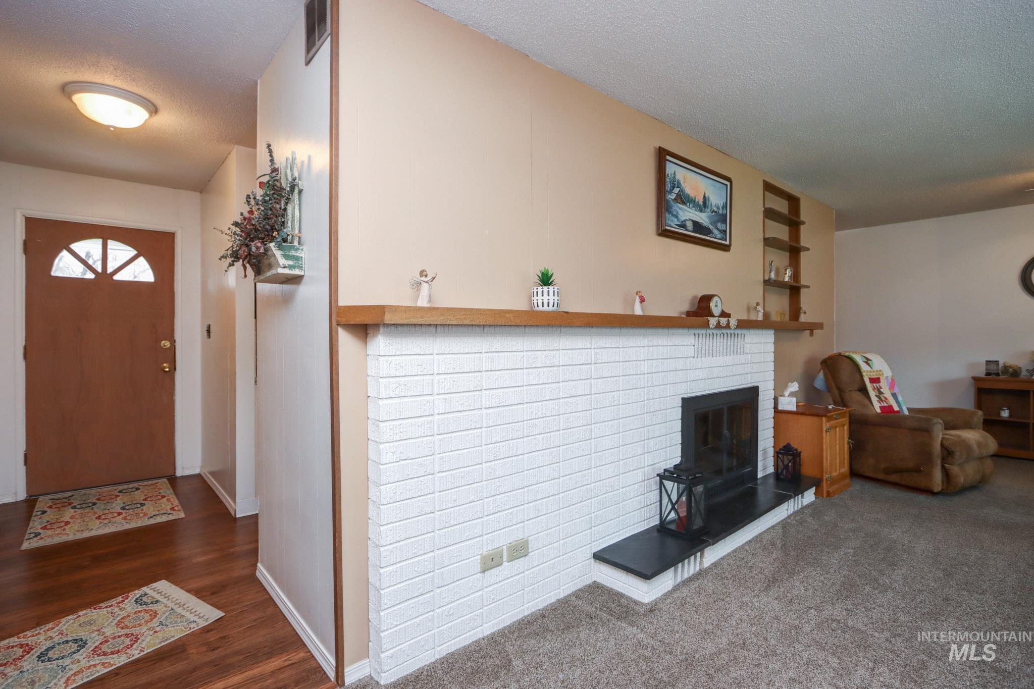 1029 Lucky Lane Property Photo 9