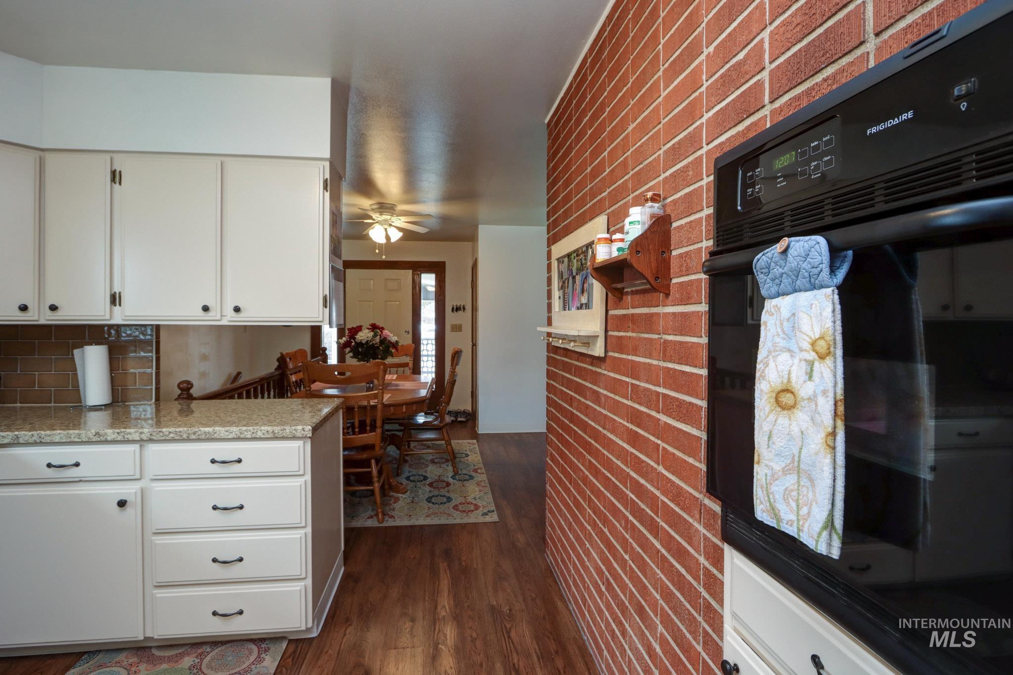 1029 Lucky Lane Property Photo 15