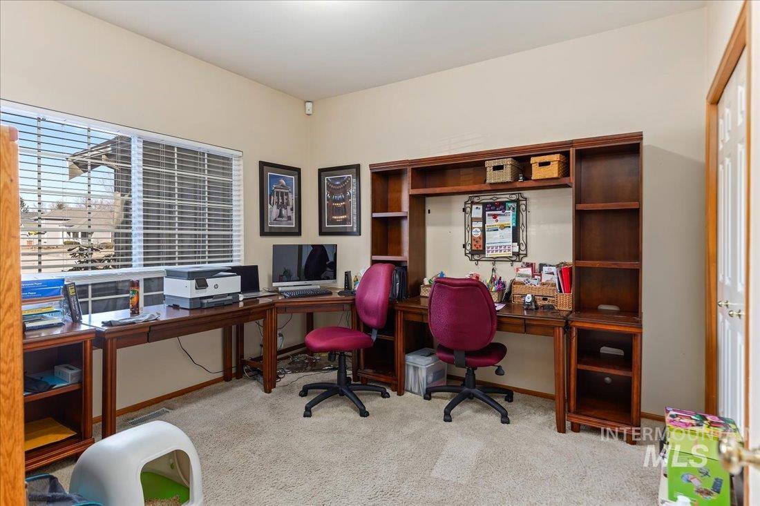 13233 W Elmspring Dr. Property Photo 20