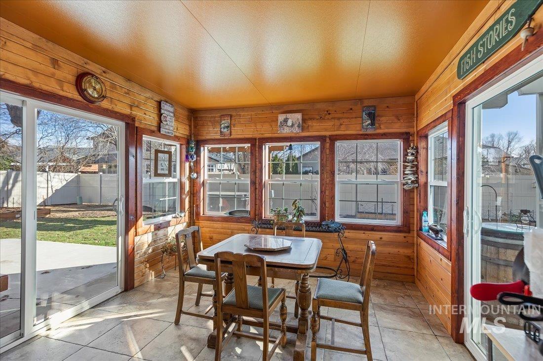 13233 W Elmspring Dr. Property Photo 33
