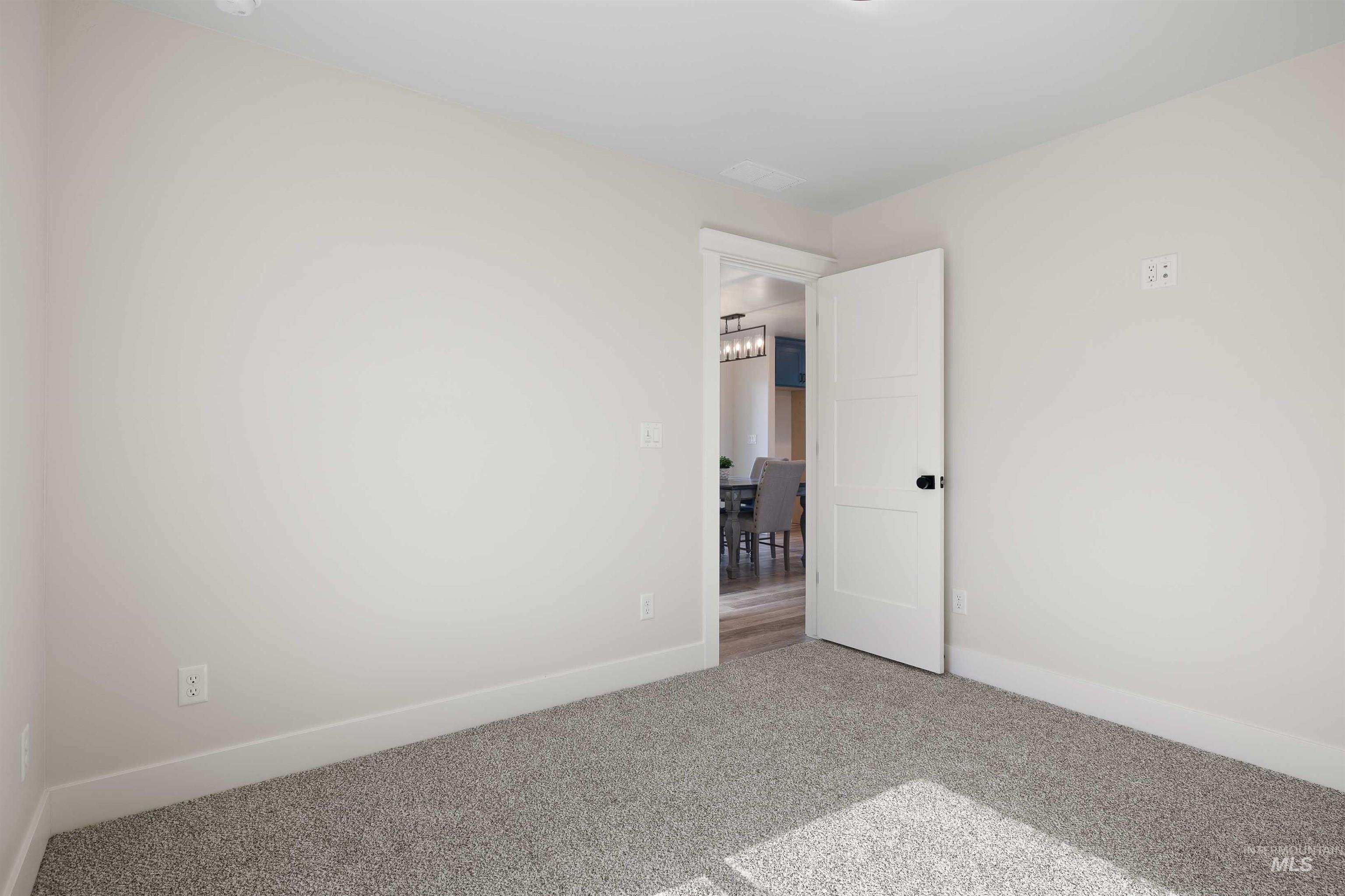 1509 Tverdy Ln Property Photo 20