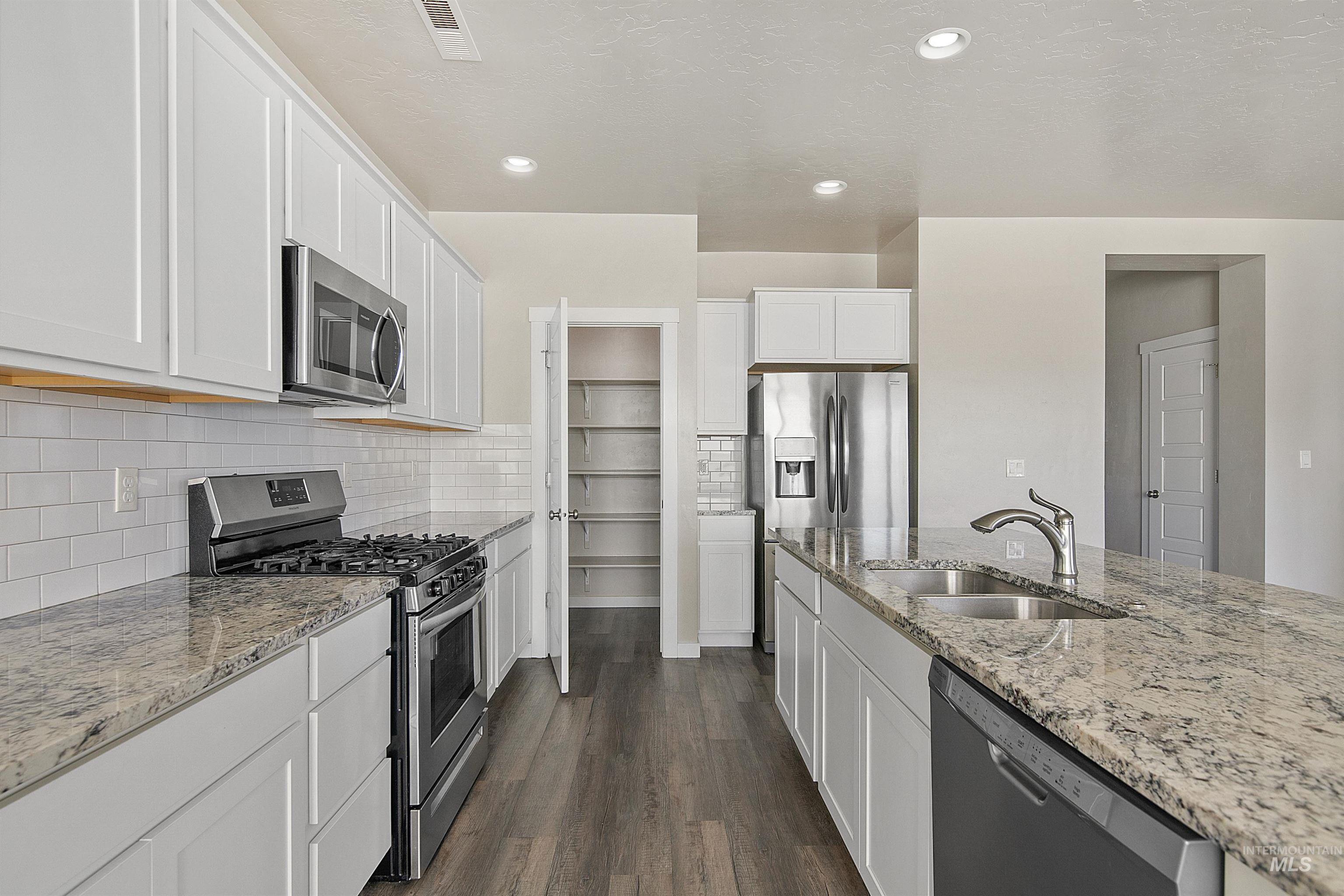 4263 W Spring House Dr Property Photo 12