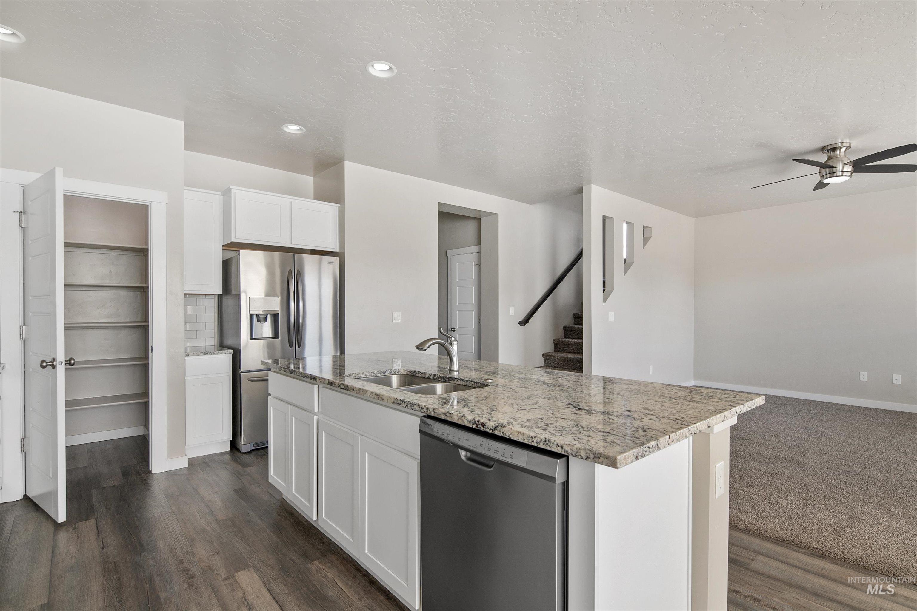 4263 W Spring House Dr Property Photo 13