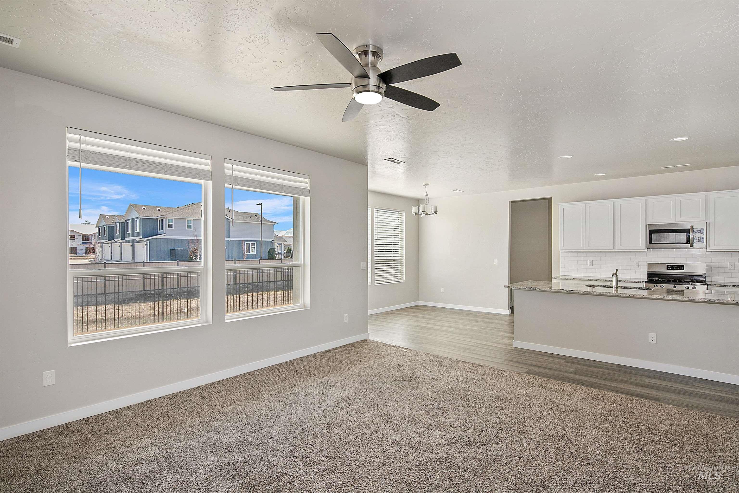 4263 W Spring House Dr Property Photo 20