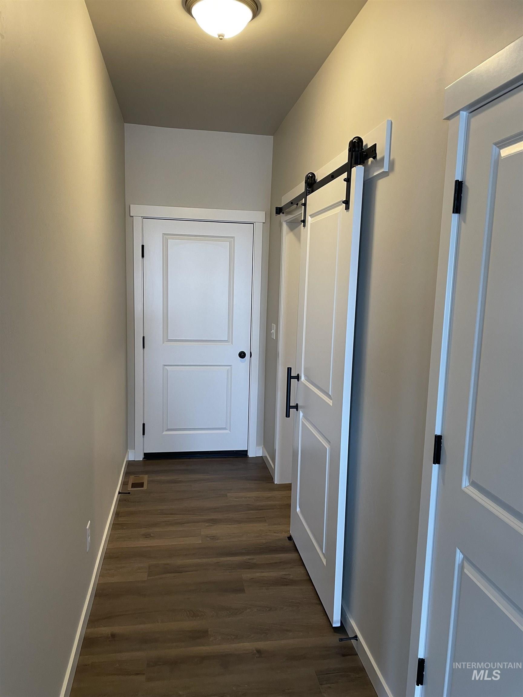 1136 Northridge Way Property Photo 12