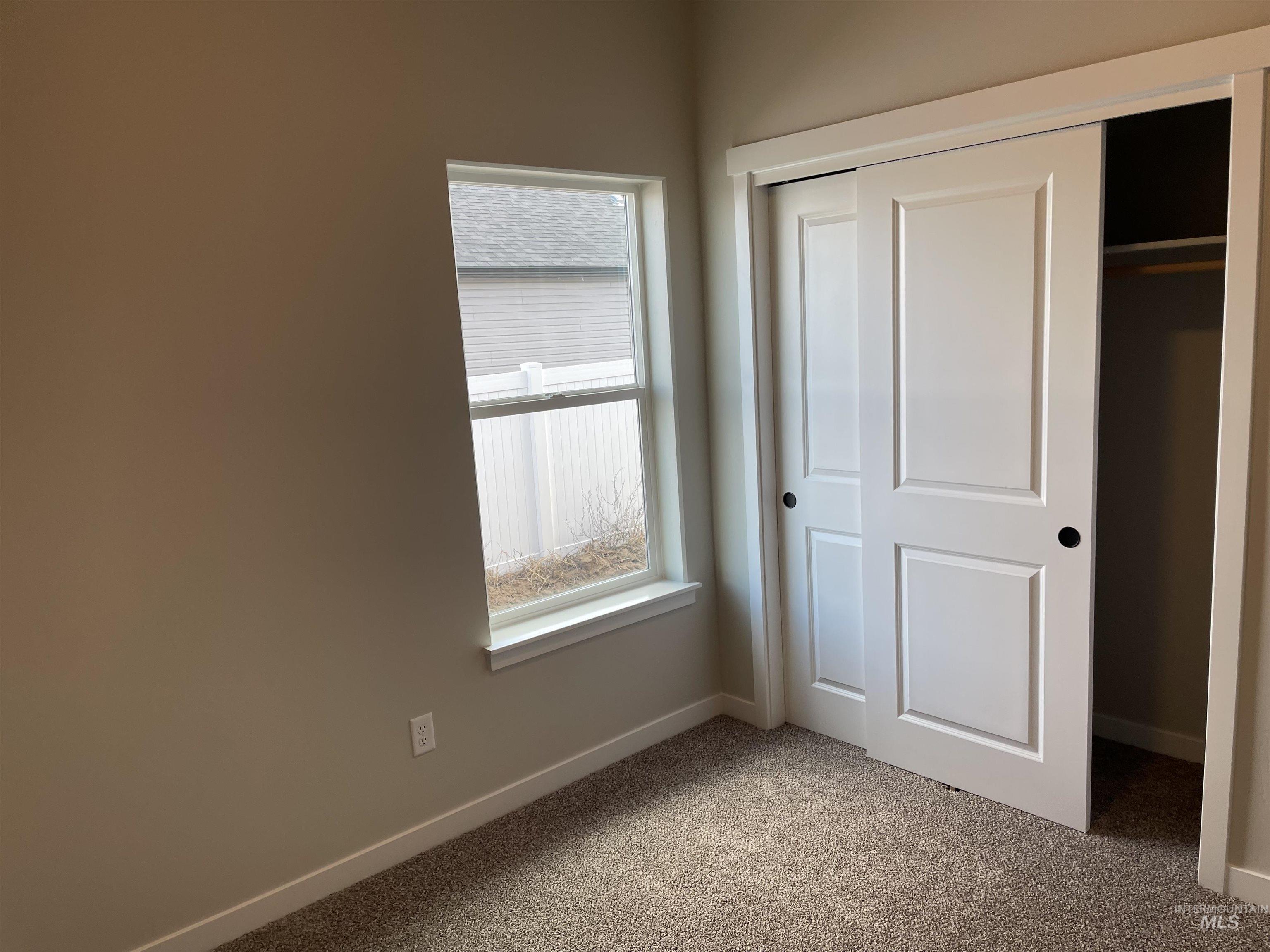1136 Northridge Way Property Photo 14