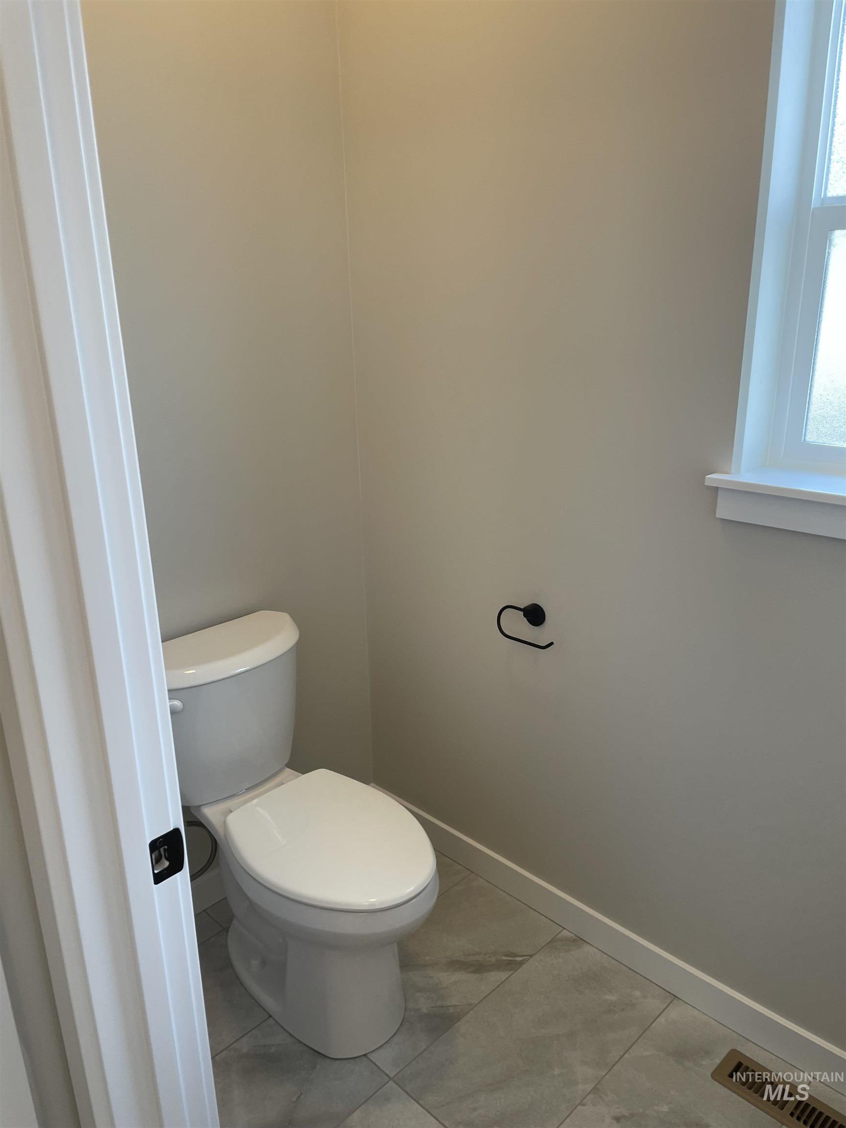 1136 Northridge Way Property Photo 19