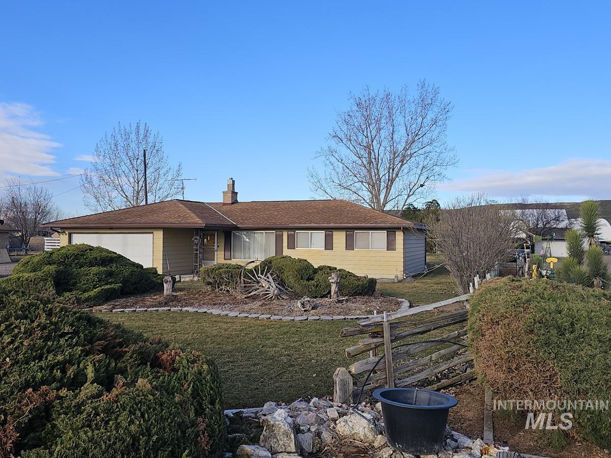 4473 Hwy 201 Property Photo