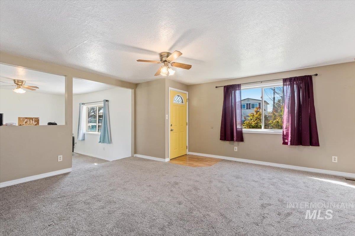 612 Parnell Drive Property Photo 4