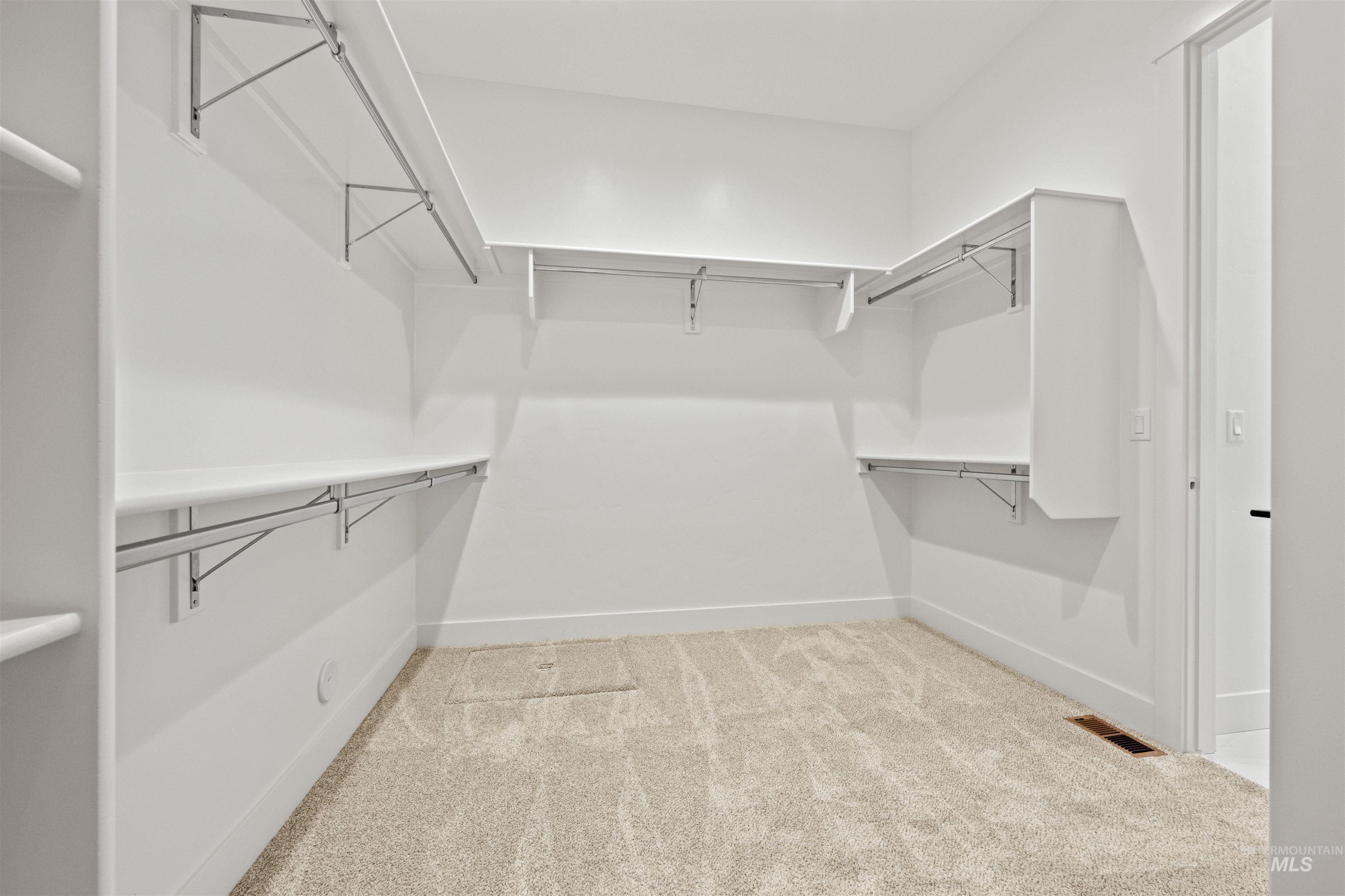 5696 W Polecat Dr. Property Photo 34