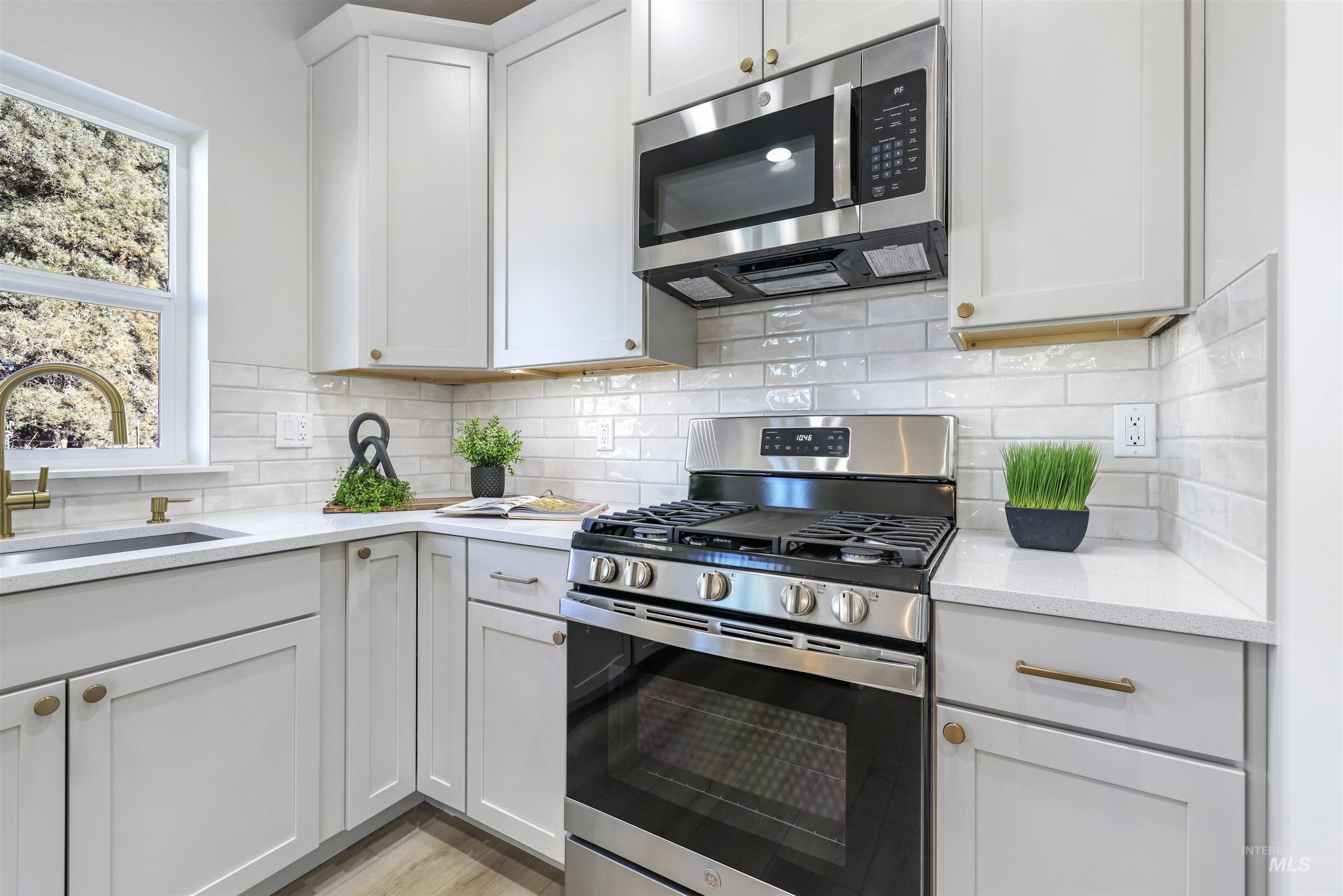 1224 Bronze Dr. Property Photo 14