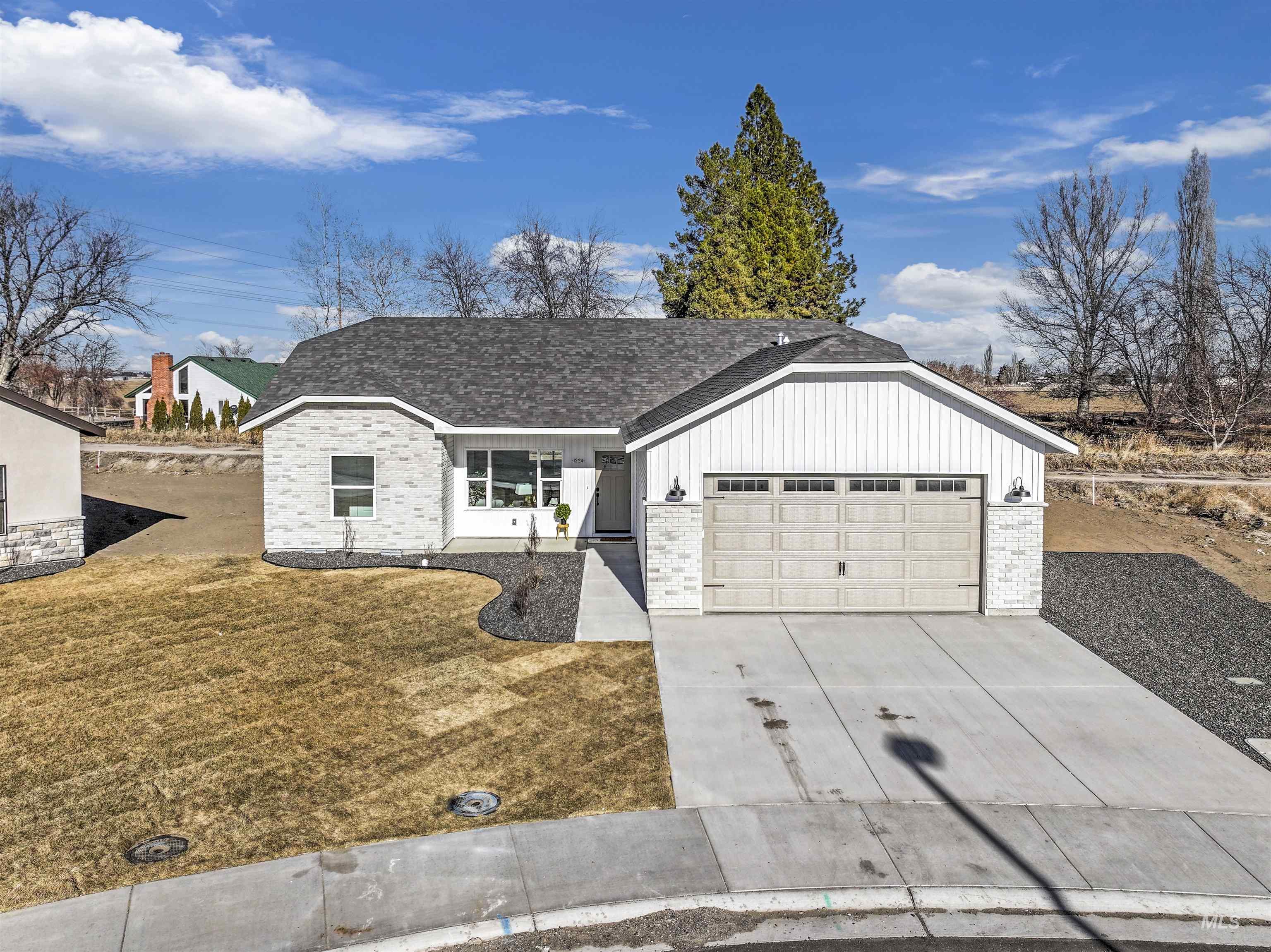 1224 Bronze Dr. Property Photo 29