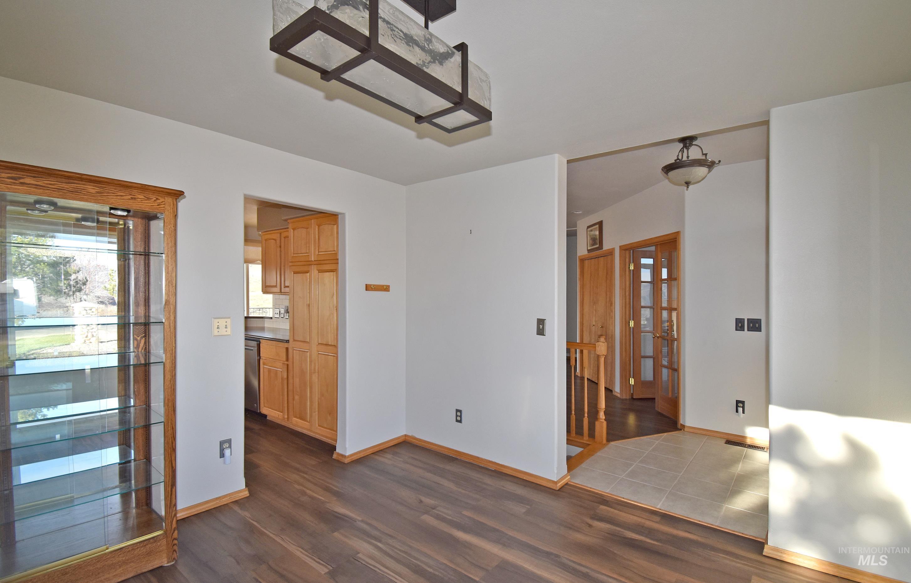 2831 Scenic Hills Drive Property Photo 15