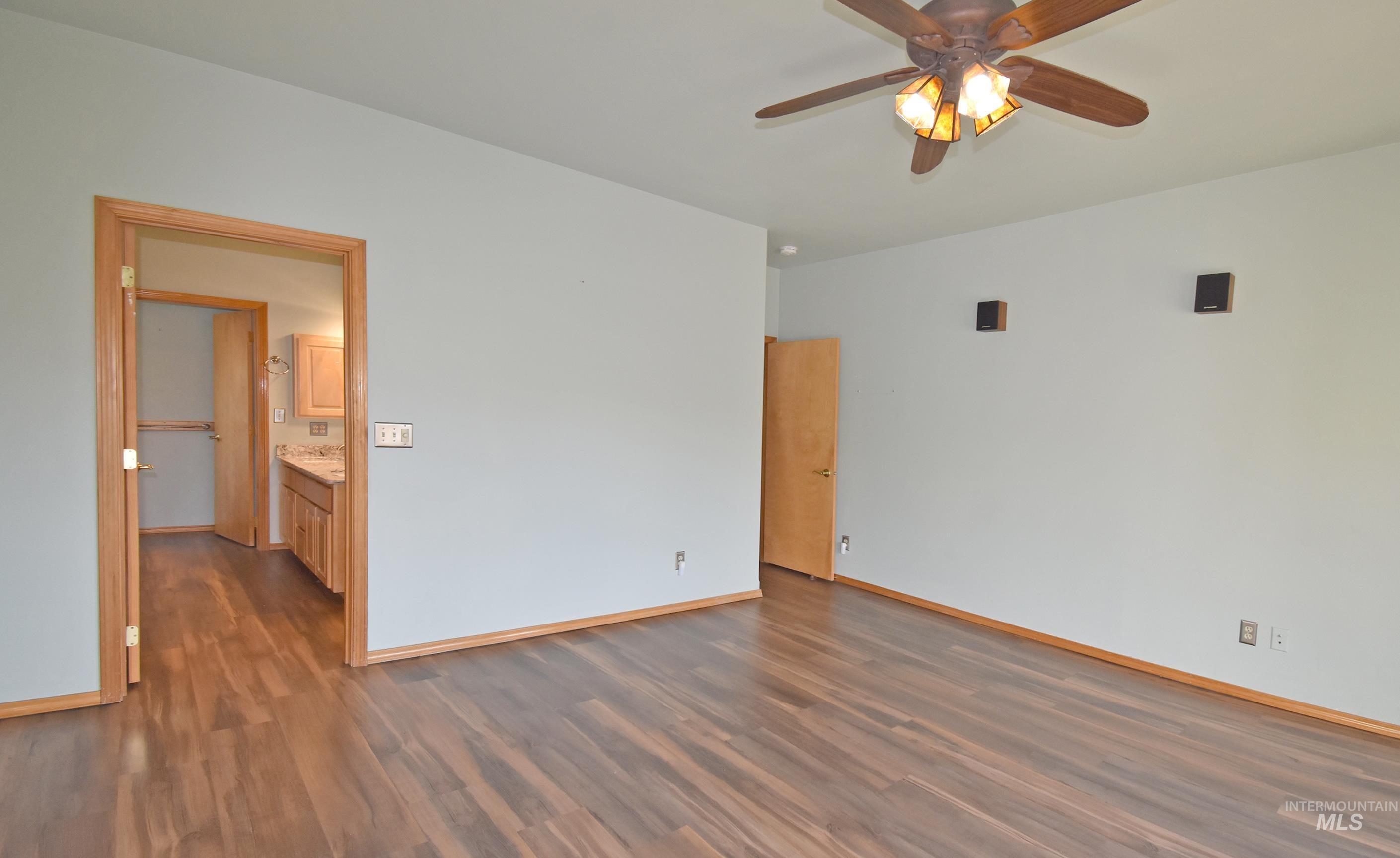 2831 Scenic Hills Drive Property Photo 20