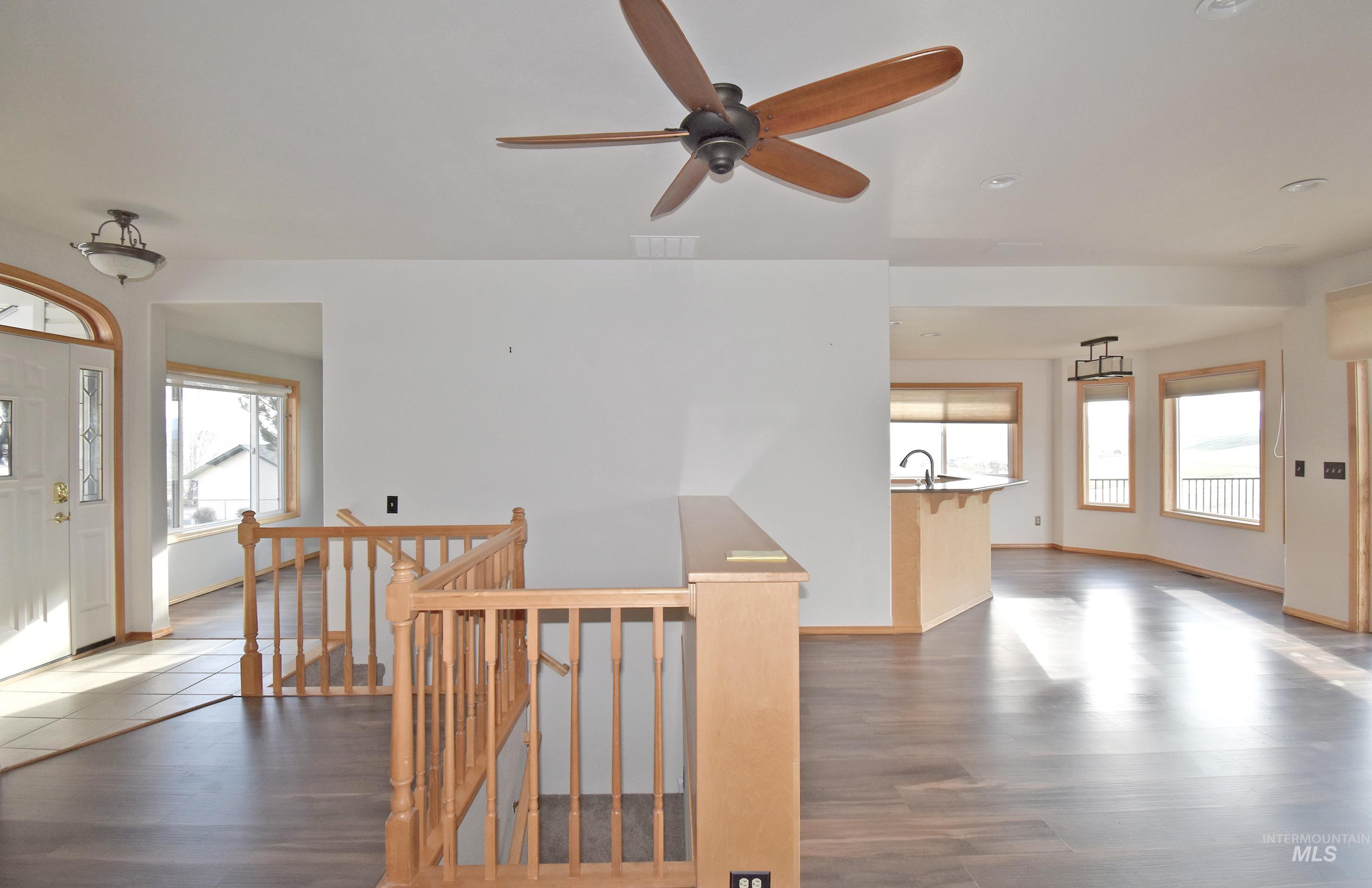 2831 Scenic Hills Drive Property Photo 27