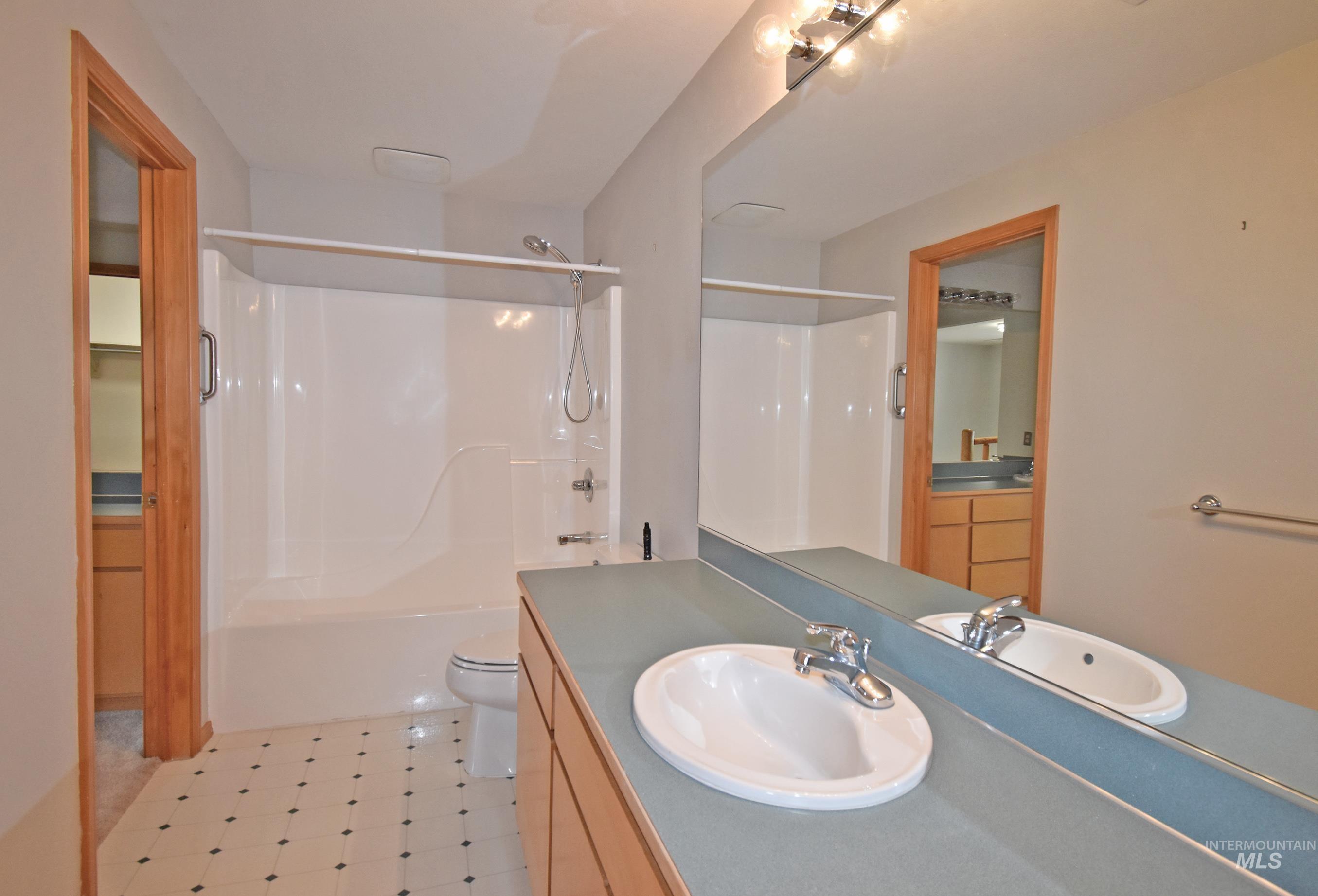 2831 Scenic Hills Drive Property Photo 37