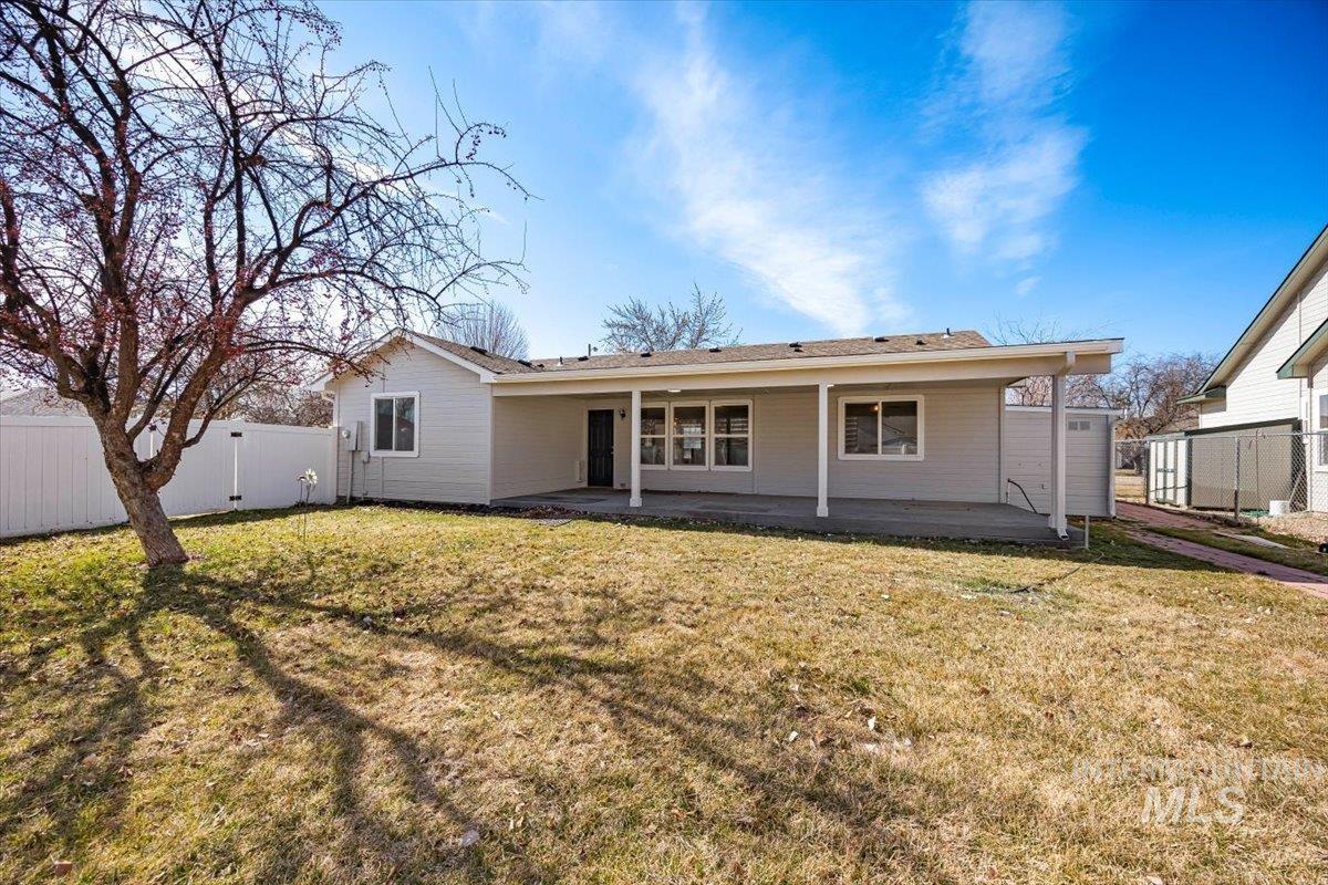 748 Red Fern Dr. Property Photo 26