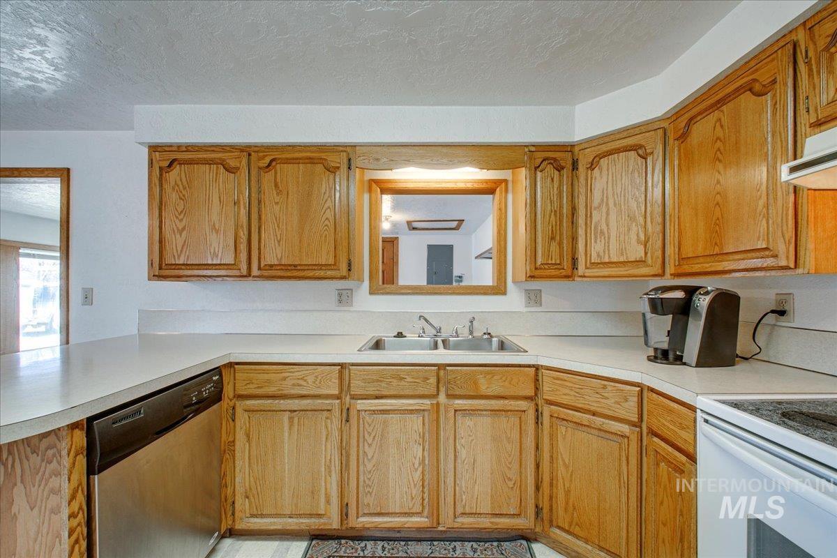 2224 4th St S Property Photo 10